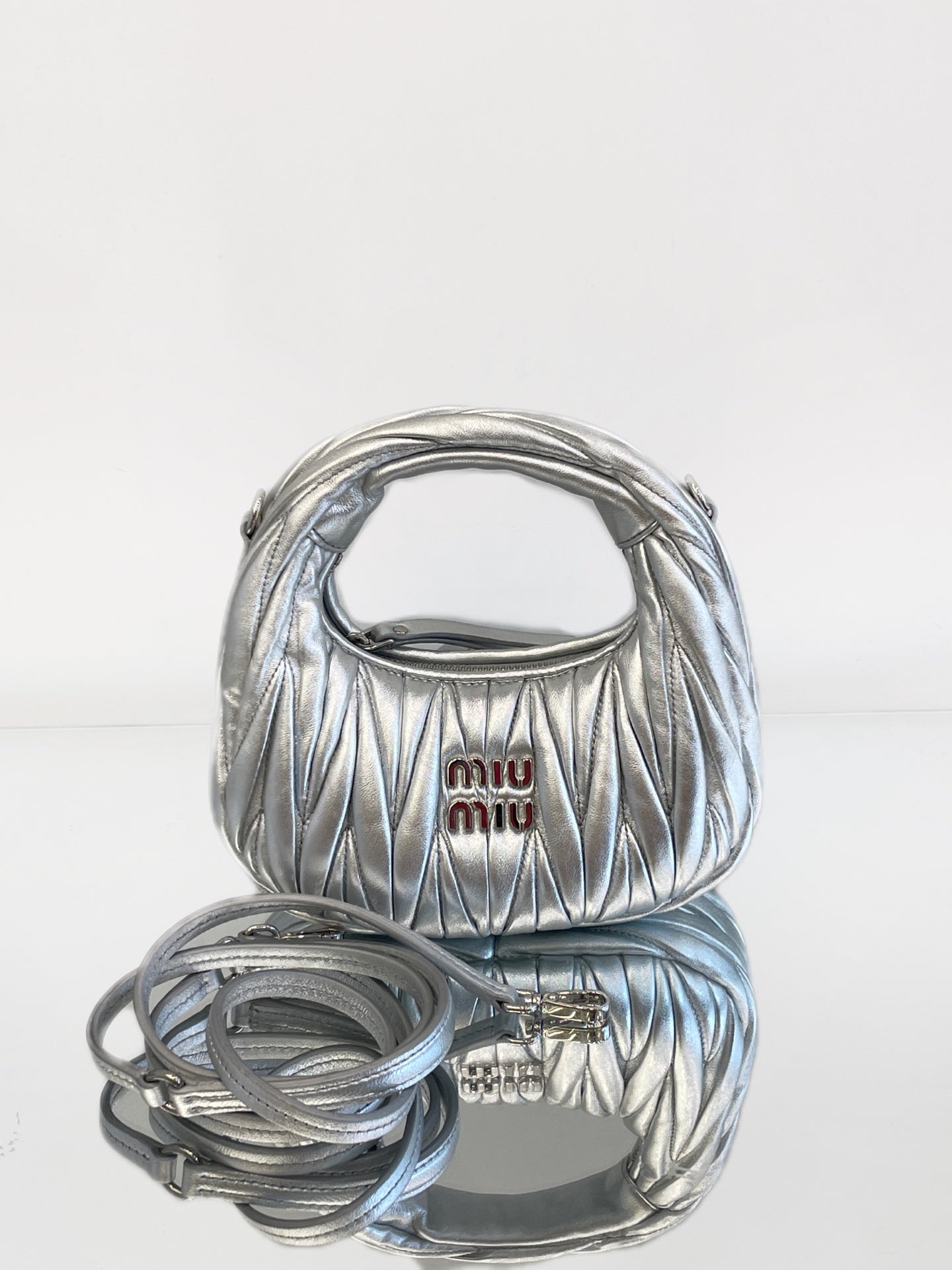 Miu Miu - Wonder Hobo Mini - Metallic leather - Silver - (Mini)