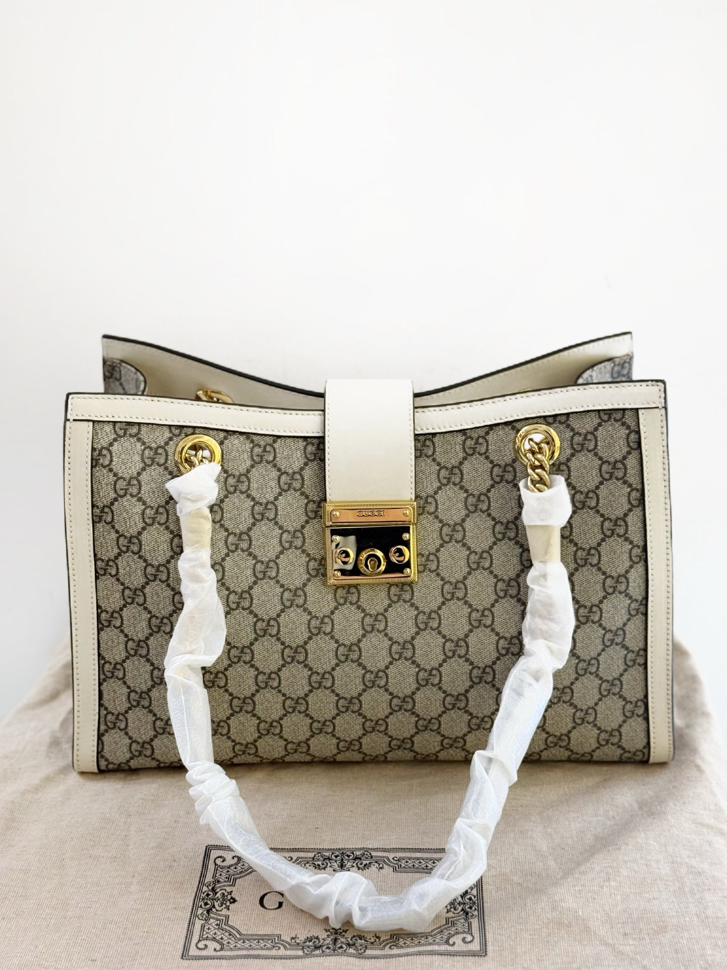 Gucci - Padlock - GG Supreme coated canvas with leather trim - Beige, Brown and White - (medium)