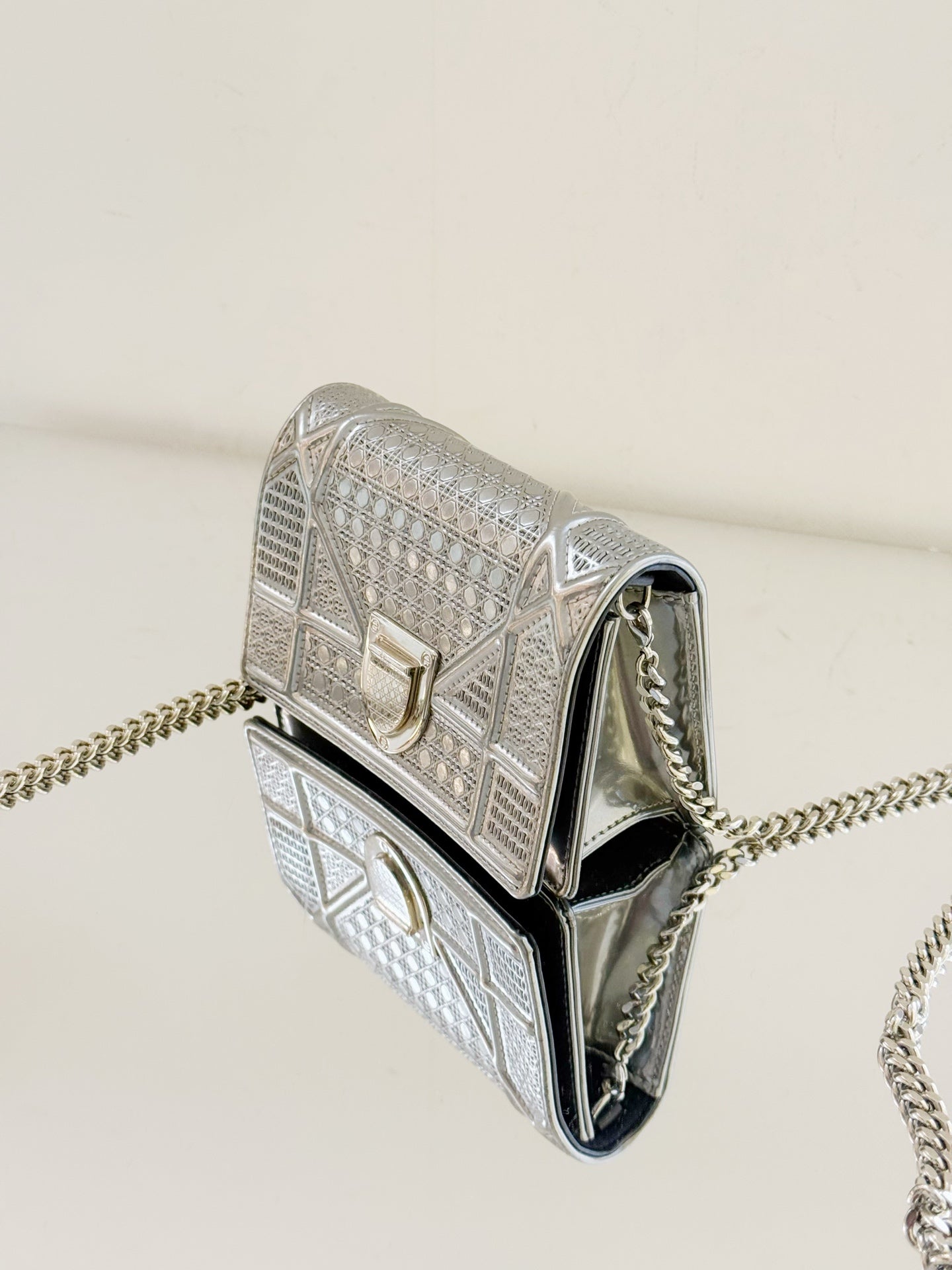 Dior - AMA Shield Mini Bag - Metallic leather - Silver - (mini)