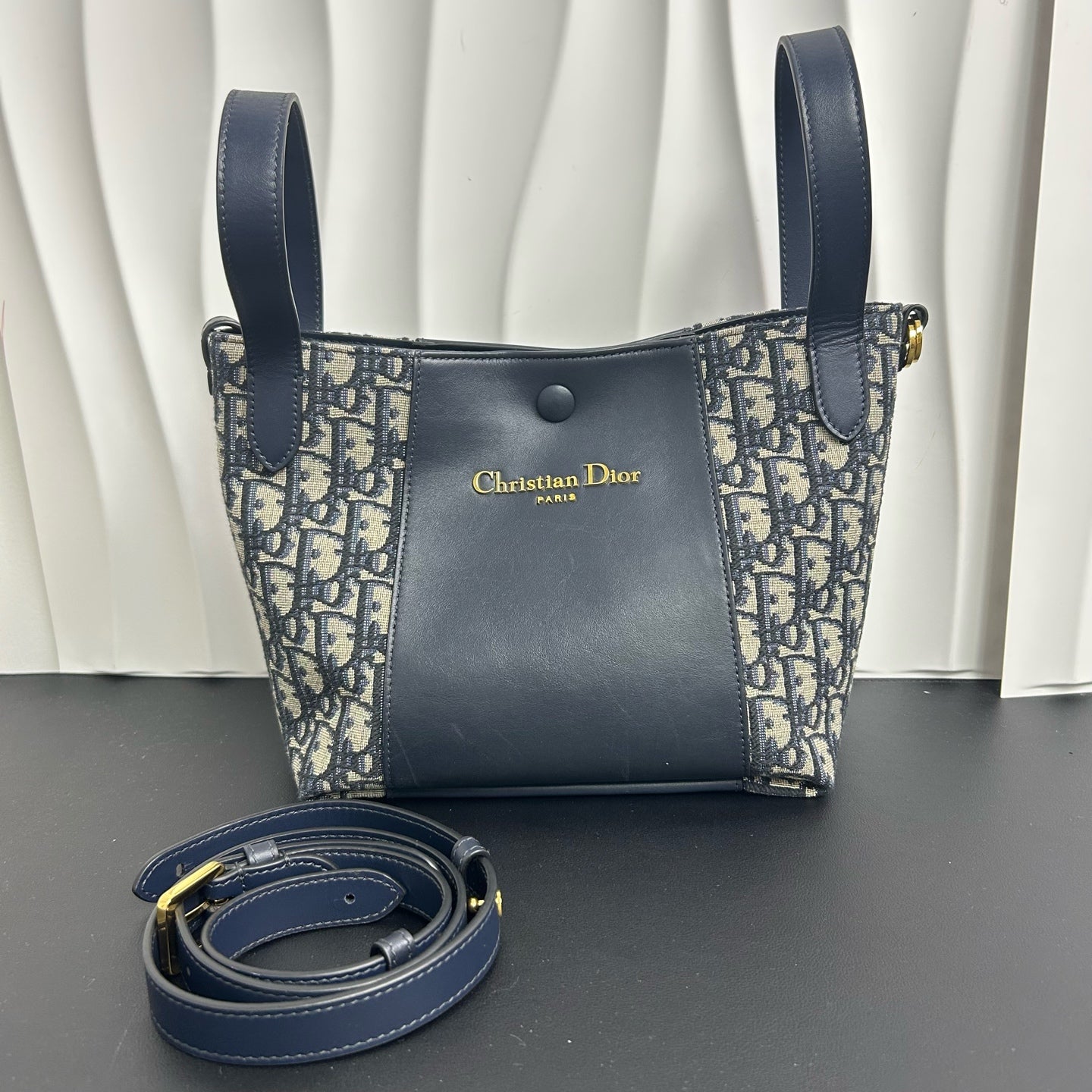 Dior - Signature Series Basket Tote Bag Small - Cotton canvas and cow leather - Navy - (small)