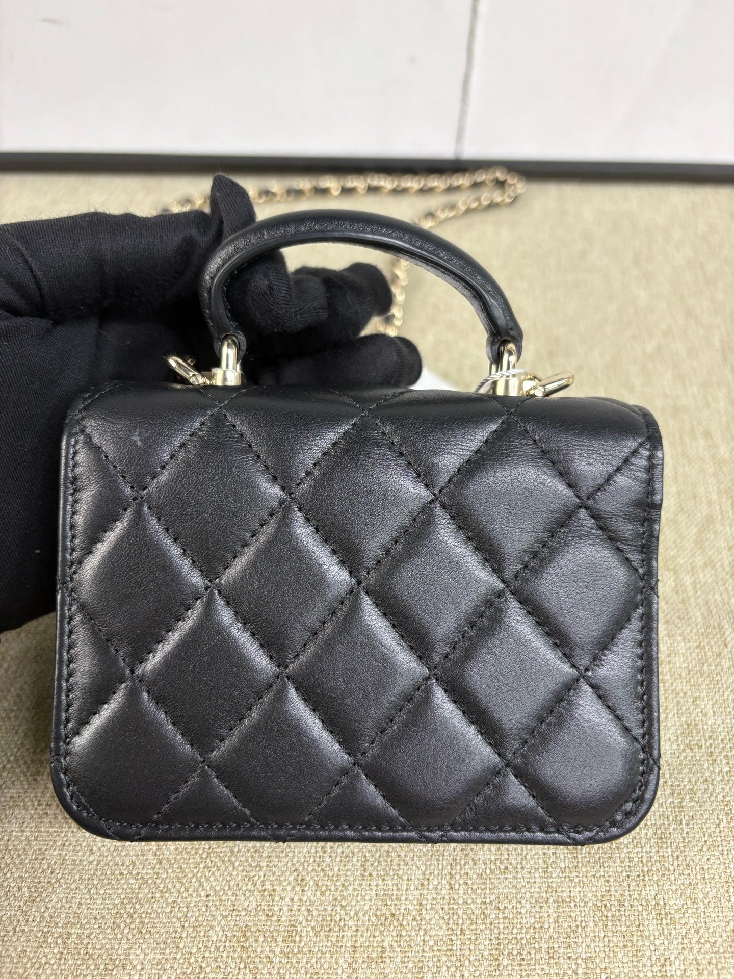 Chanel - Mini Handle Flap Bag - Lambskin leather - Black - (mini)