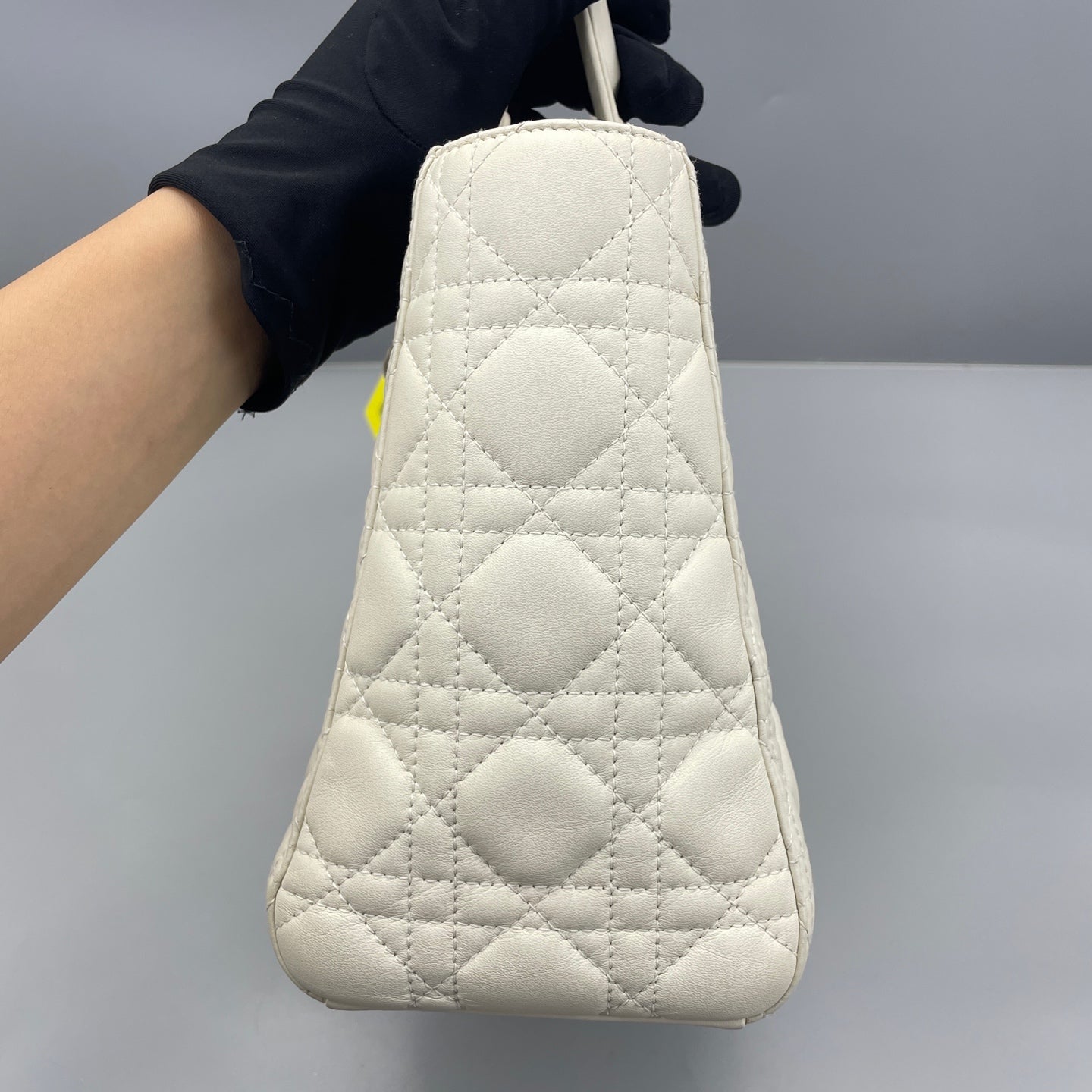 Dior - Lady Dior - Matte Calfskin Leather - White - (medium)
