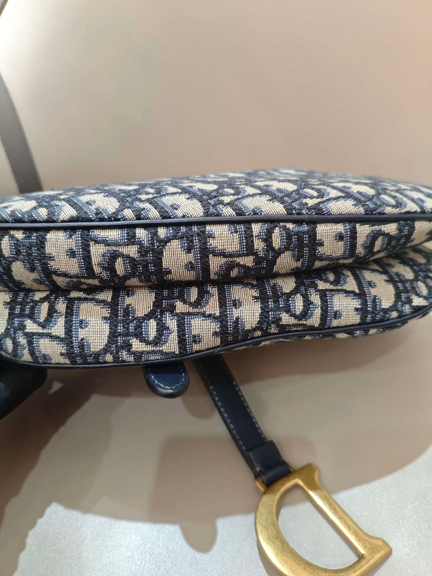 Dior - Saddle Bag - Dior Oblique Jacquard Canvas with Leather Trim - Navy Blue and Beige - (Medium)