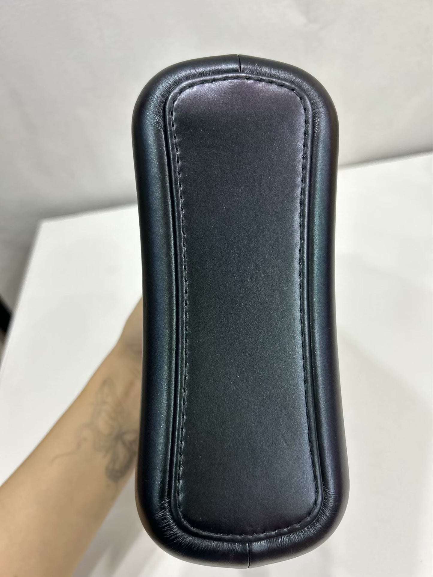 Chanel - Gabrielle Hobo Bag (Small) - Aged calfskin and iridescent calfskin leather - Black with iridescent sheen - (Small)