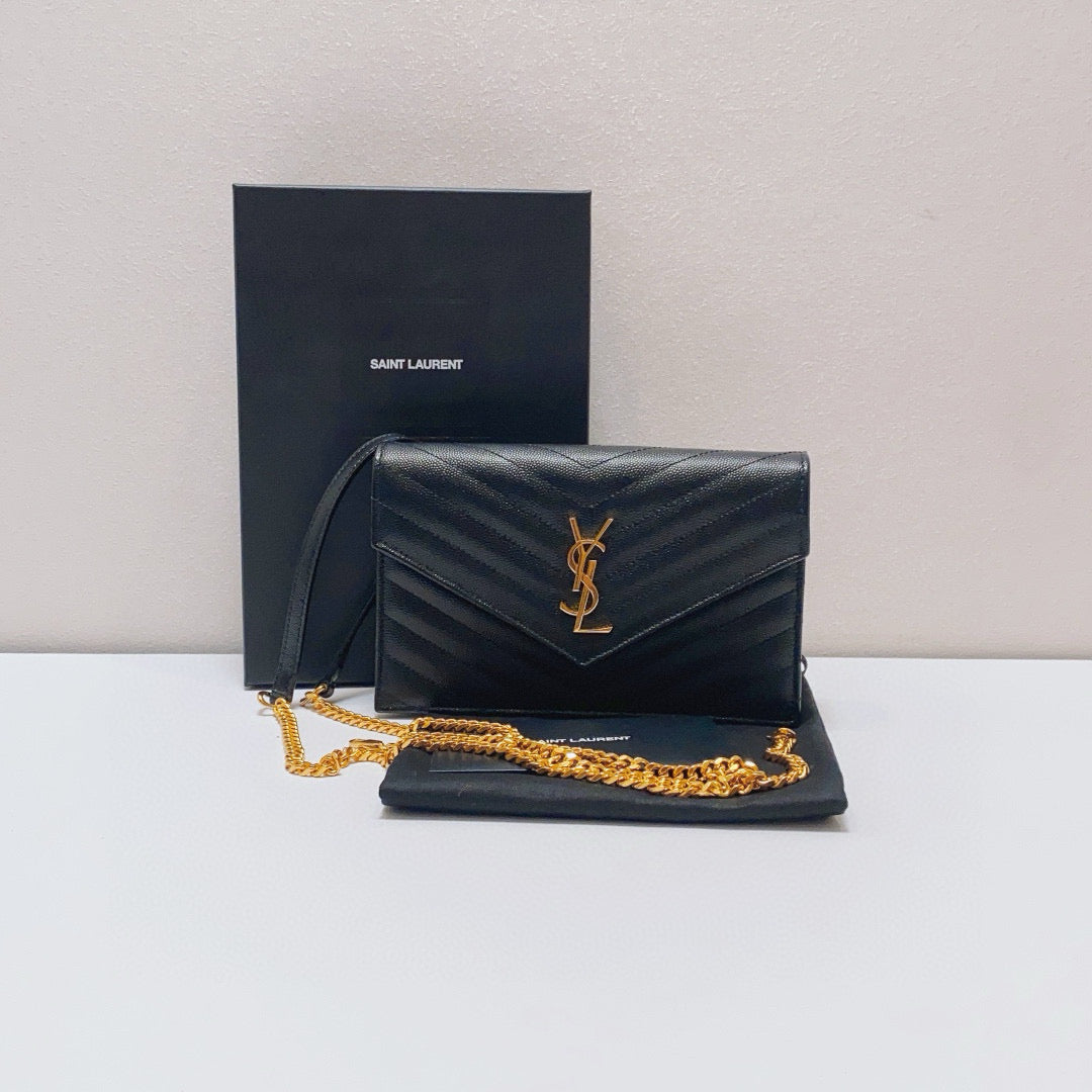 Saint Laurent - Monogram Envelope Chain Wallet - Grained calfskin leather - Black - (mini)