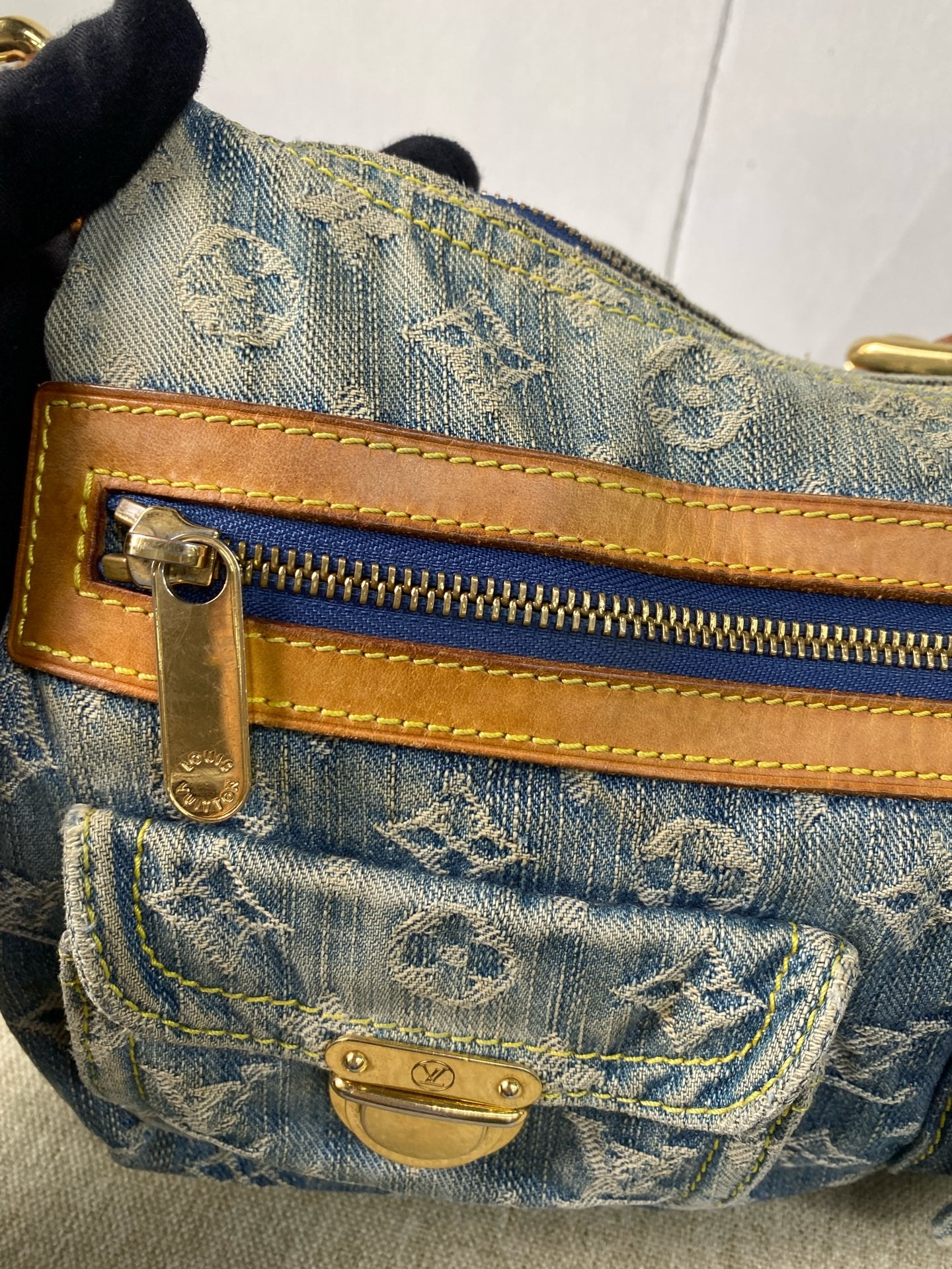 Louis Vuitton - Baggy - Monogram Denim with Vachetta leather trim - Blue - (medium)