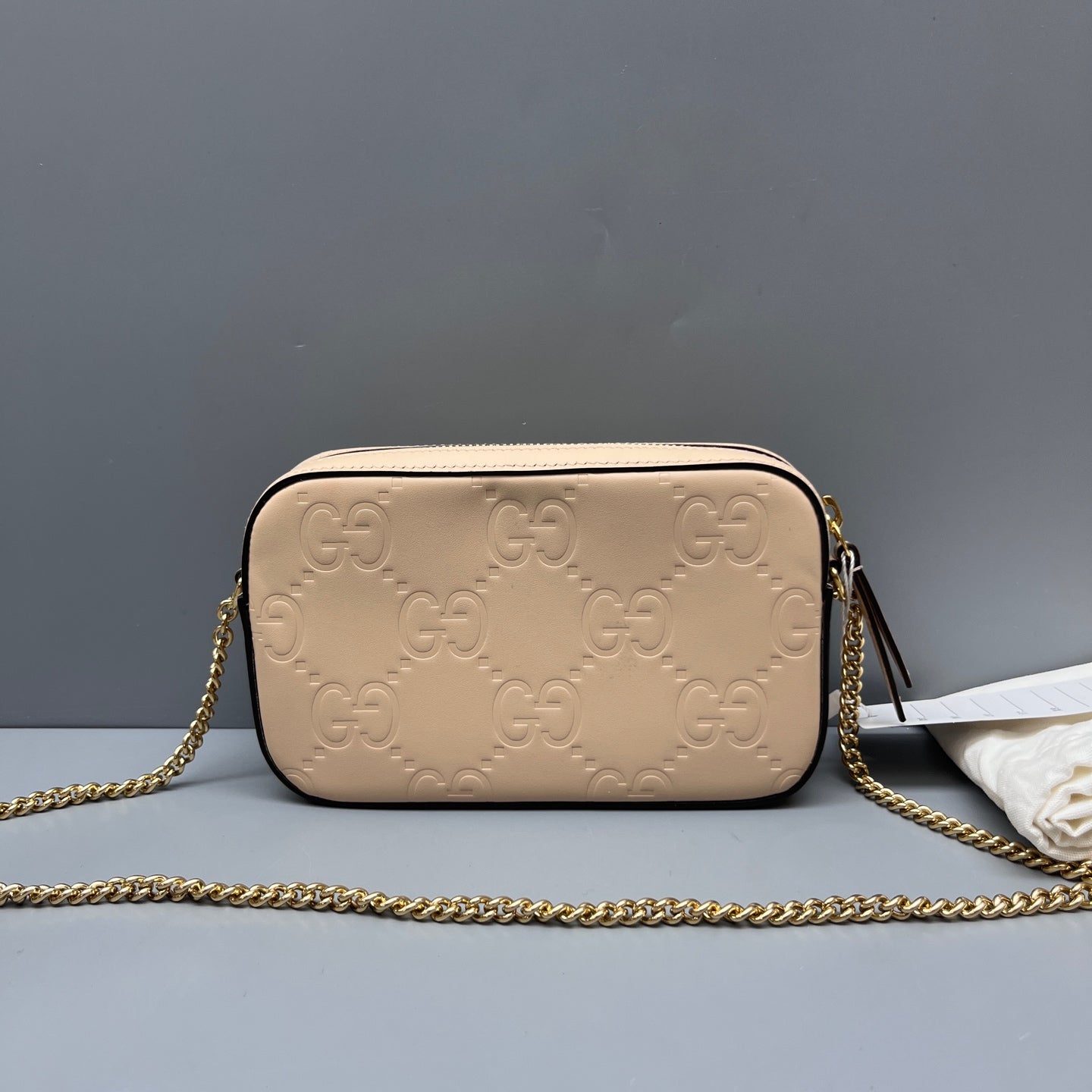 Gucci - Embossed GG Camera Bag - Leather - Beige - (mini)