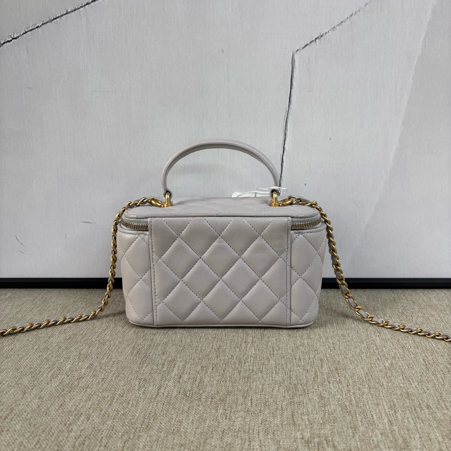 Chanel - Vanity Case with Top Handle - Lambskin leather - Grey - (mini)