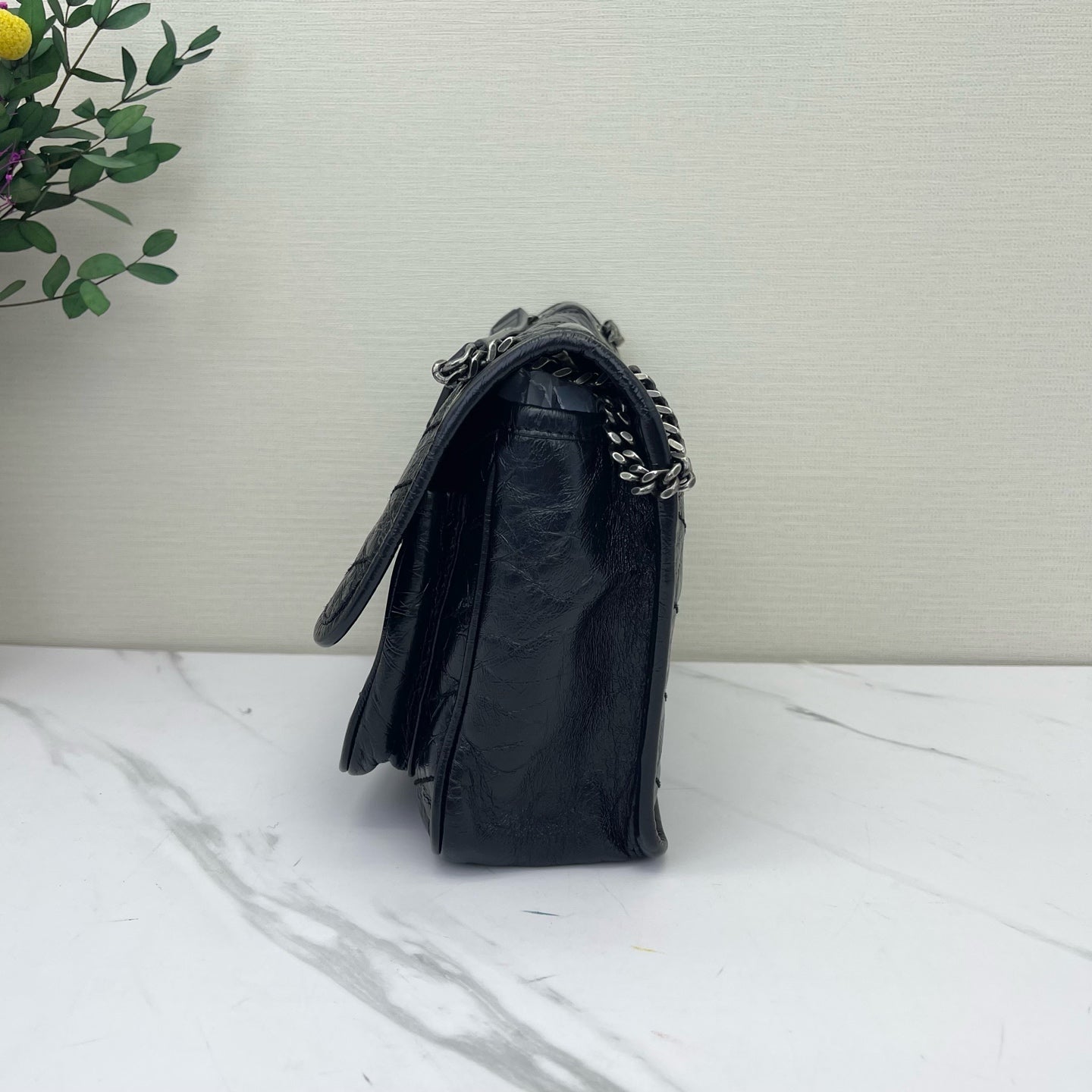 Saint Laurent - Niki Chain Bag - Crinkled vintage leather - Black - (small)