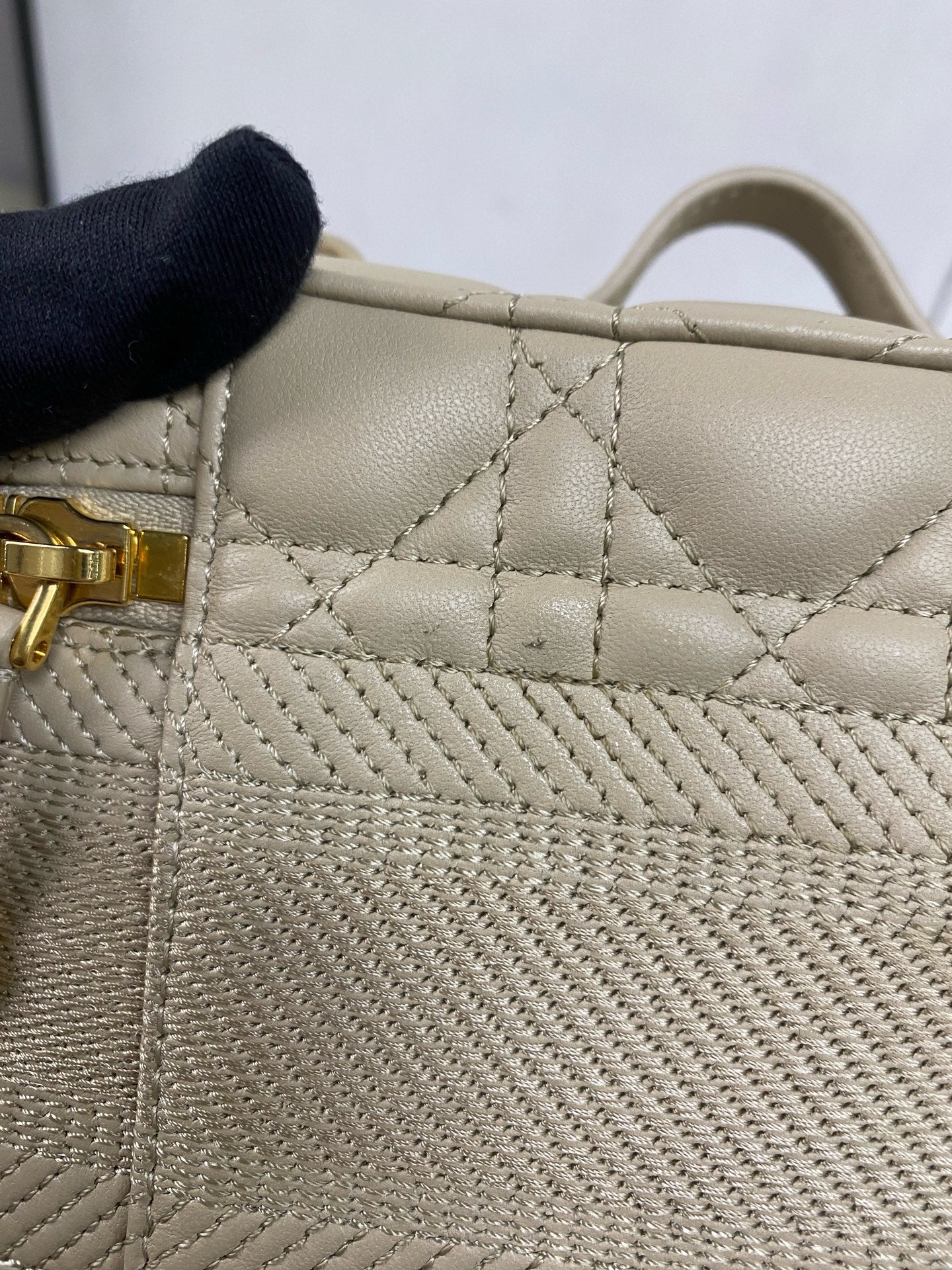 Dior - Travel Vanity Case - Lambskin leather - Beige with Gold-Tone Hardware - (mini)