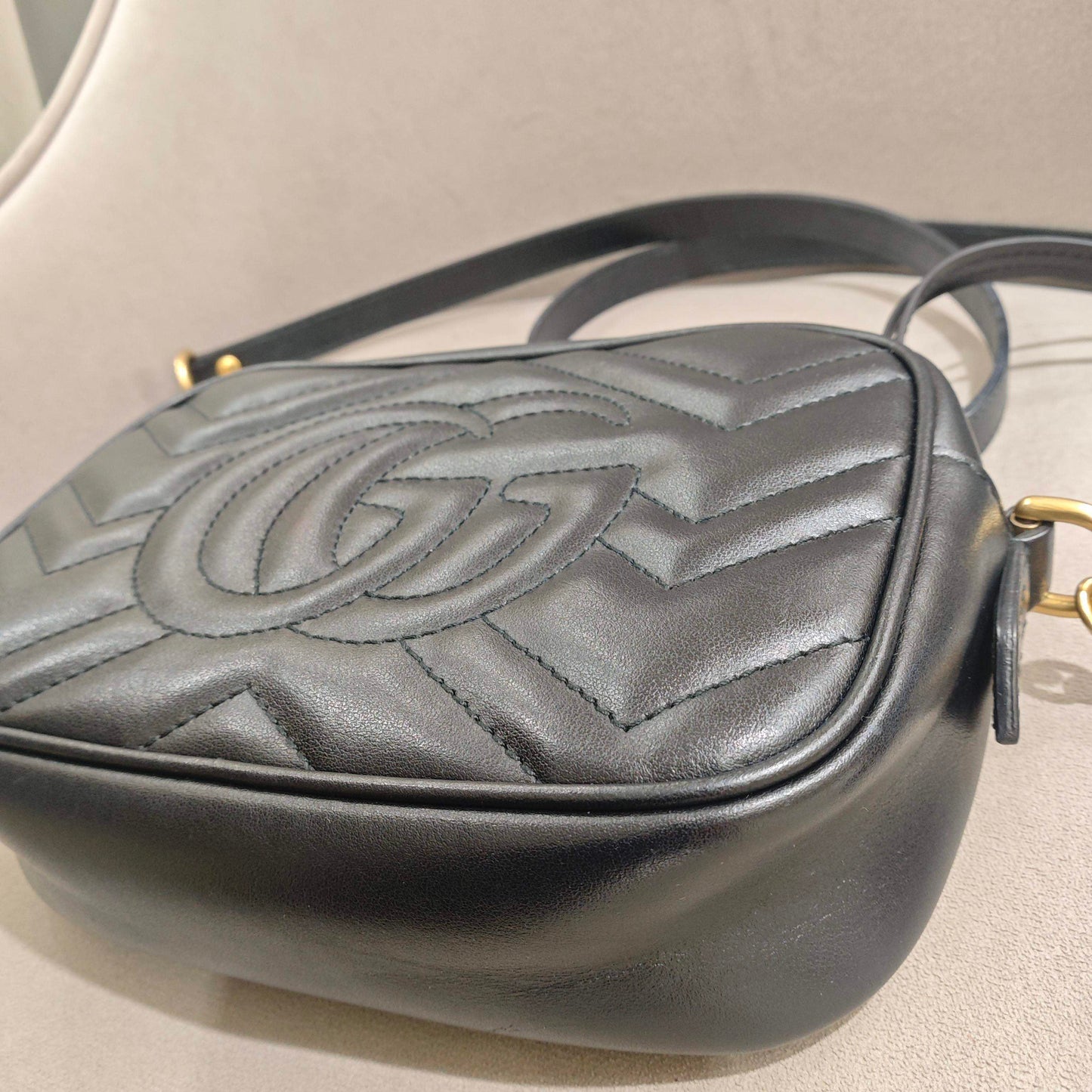 Gucci - Marmont Mini Camera Bag - Matelassé leather - Black - (mini)