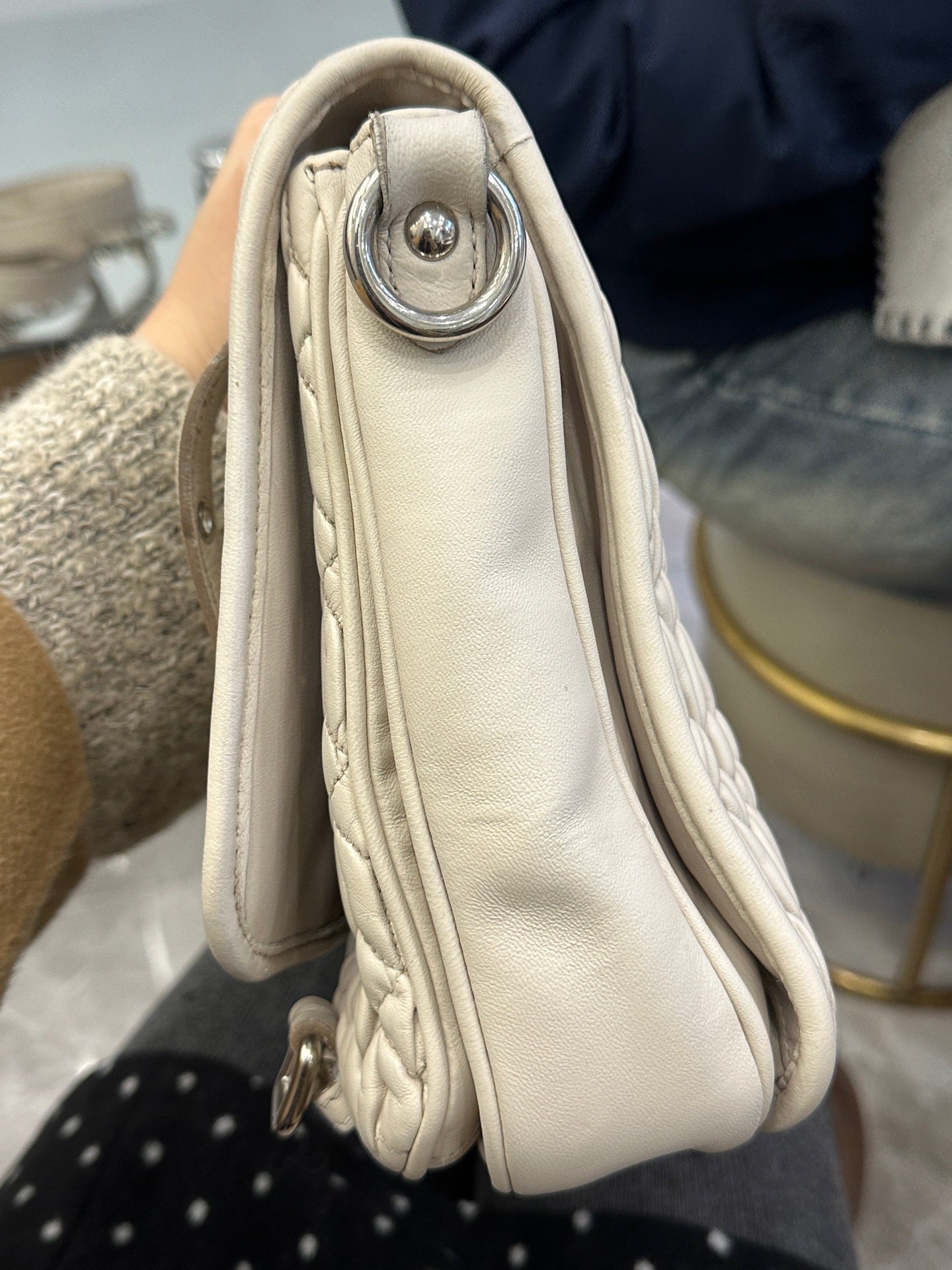 Miu Miu - Matelassé Messenger Bag - Lambskin leather - Beige - (Medium)