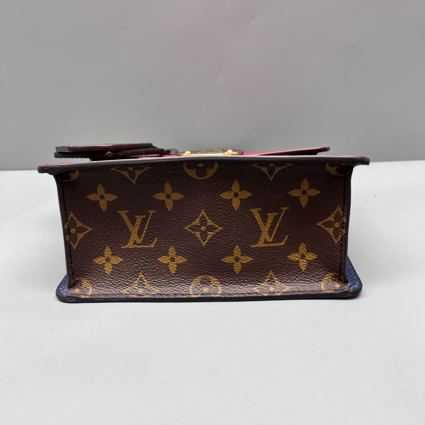 Louis Vuitton - Spring Street - Patent leather - Red - (mini)