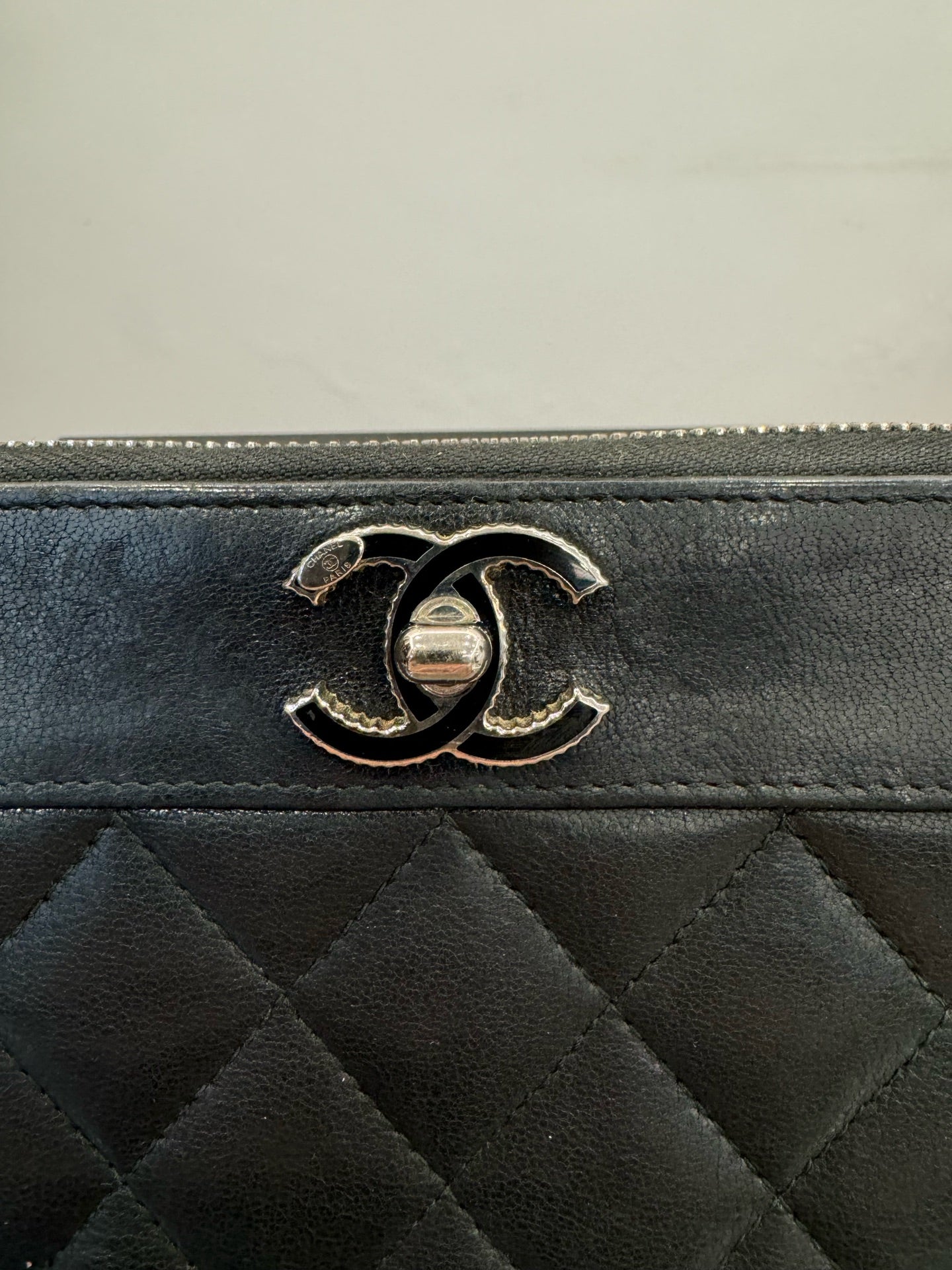 Chanel - Mumbai Collection Long Zip Wallet - Lambskin leather - Black - (medium)