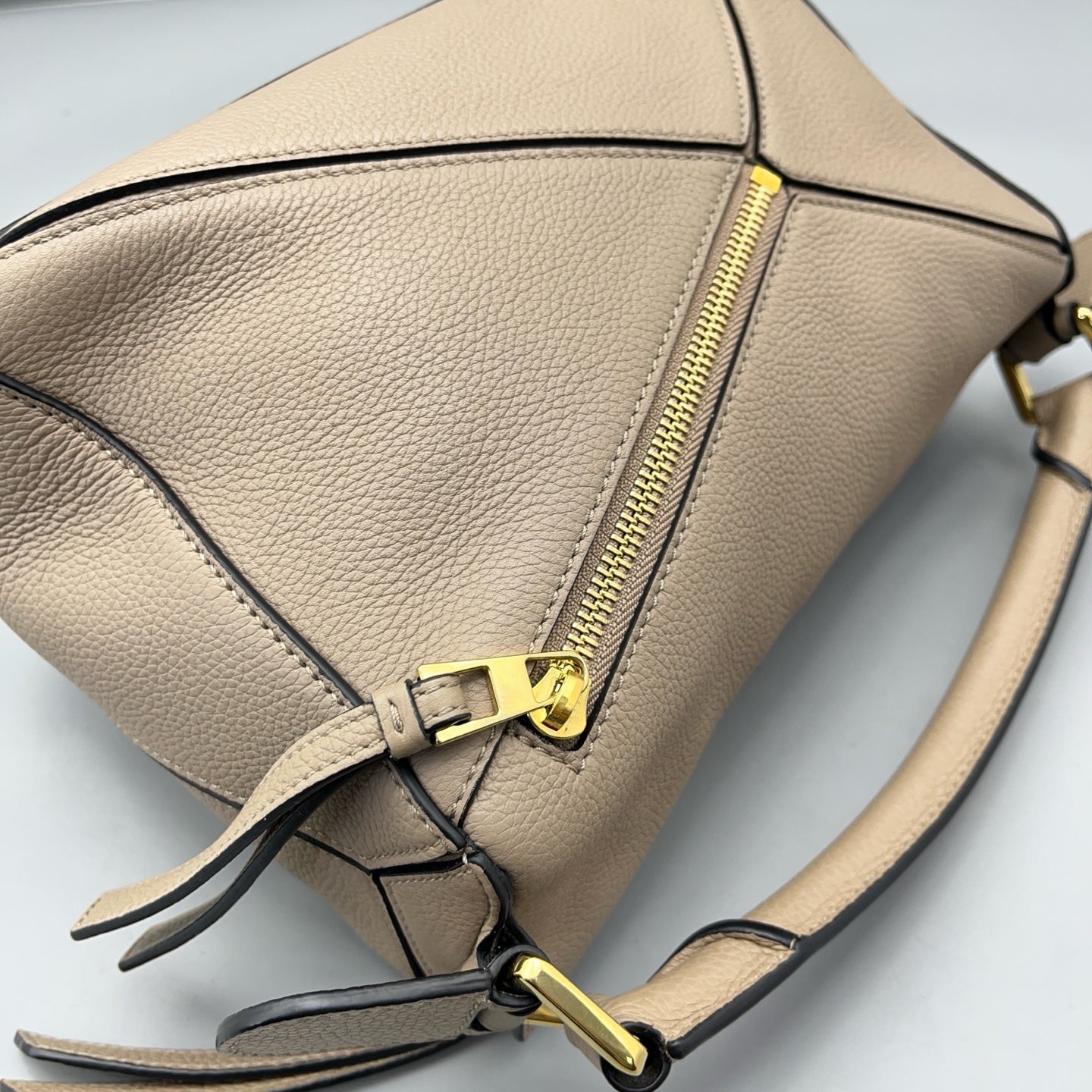 LOEWE - Puzzle Bag Small - Grained calfskin leather - Beige - (Small)