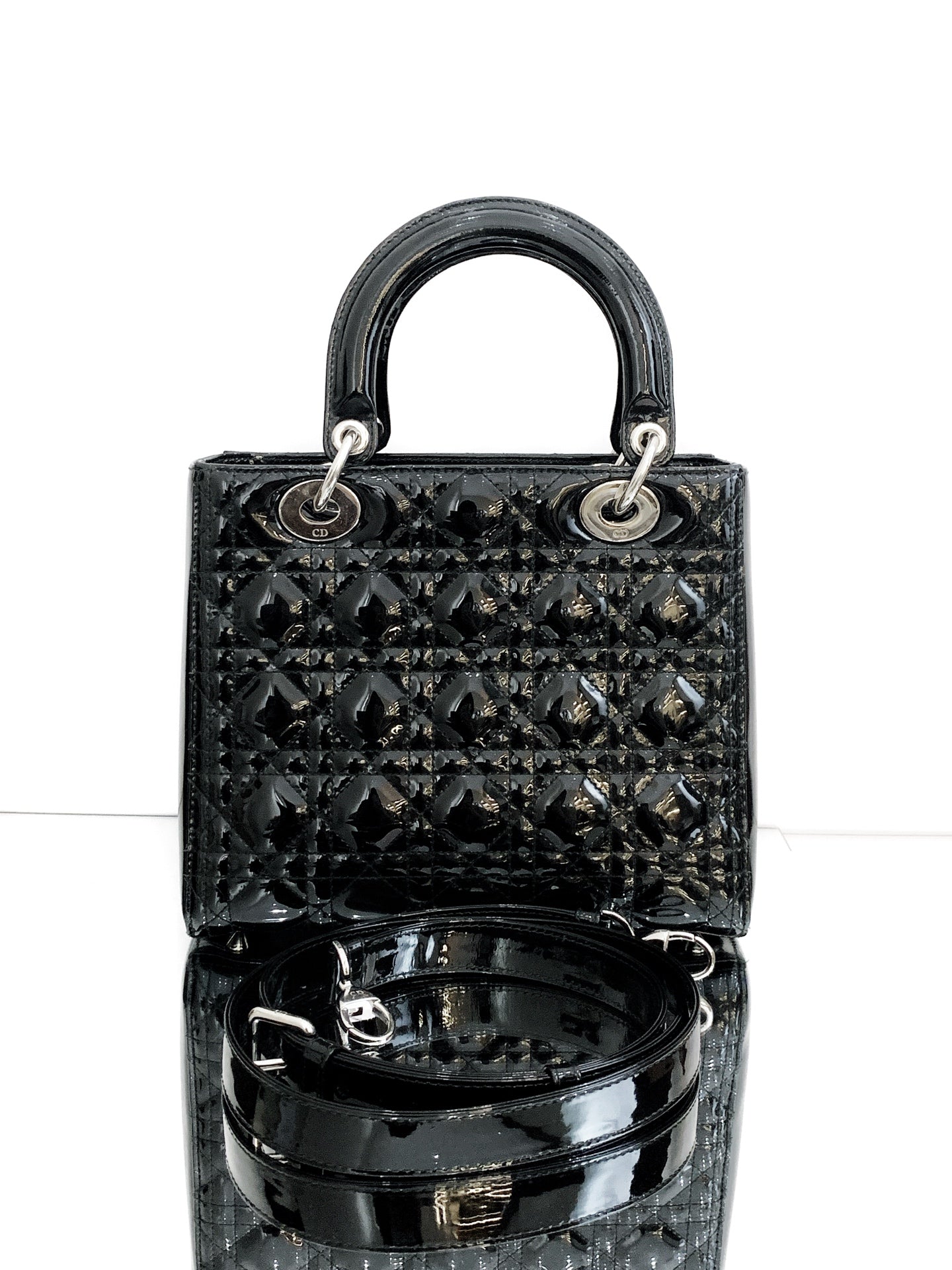 Dior - Lady Dior (5-Grid/Cannage) - Patent leather - Black - (Medium)