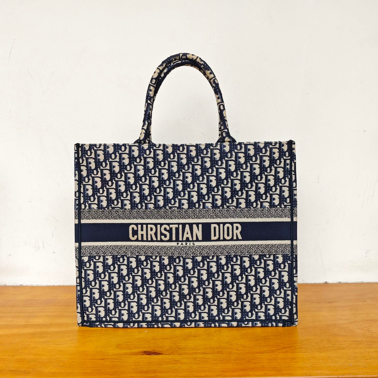 Dior - Oblique Book Tote Bag - Embroidered Canvas - Navy Blue - (Large)