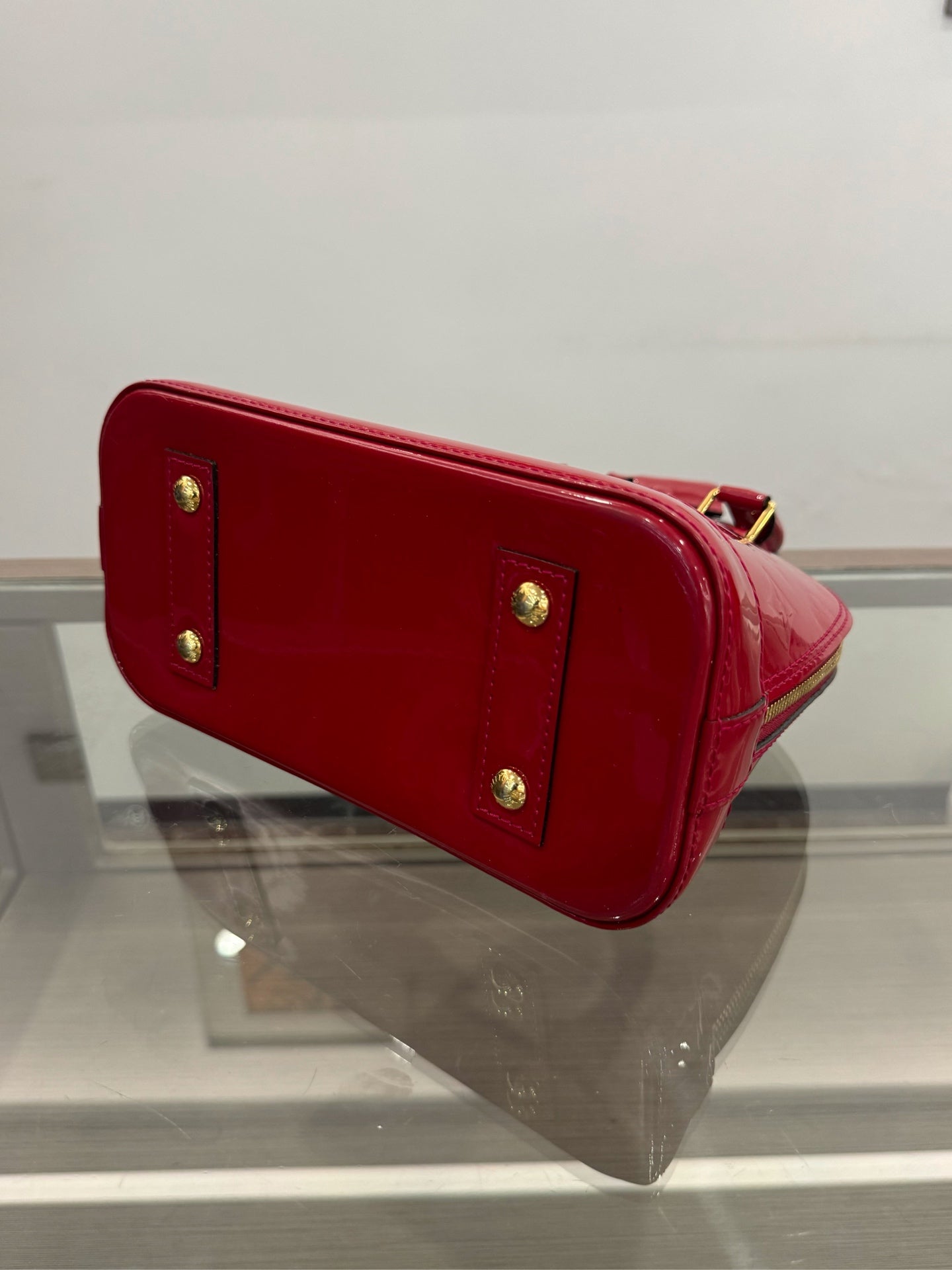 Louis Vuitton - Alma BB - Patent leather - Red - (mini)