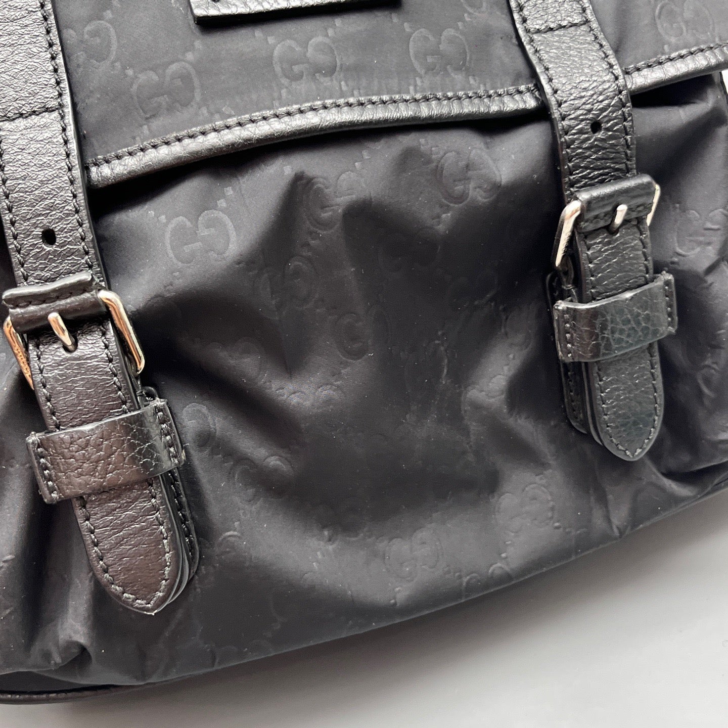 Gucci - GG Monogram Nylon Messenger Bag - Nylon with leather trim - Black - (Medium)