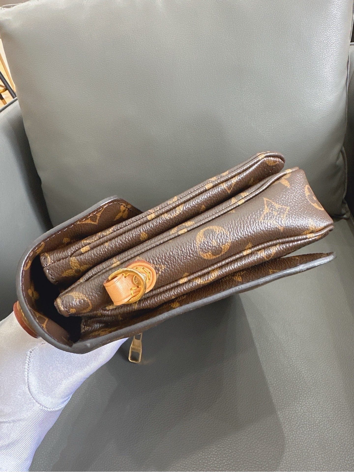 Louis Vuitton - Pochette Métis - Monogram coated canvas with natural cowhide leather trim - Brown - (medium)
