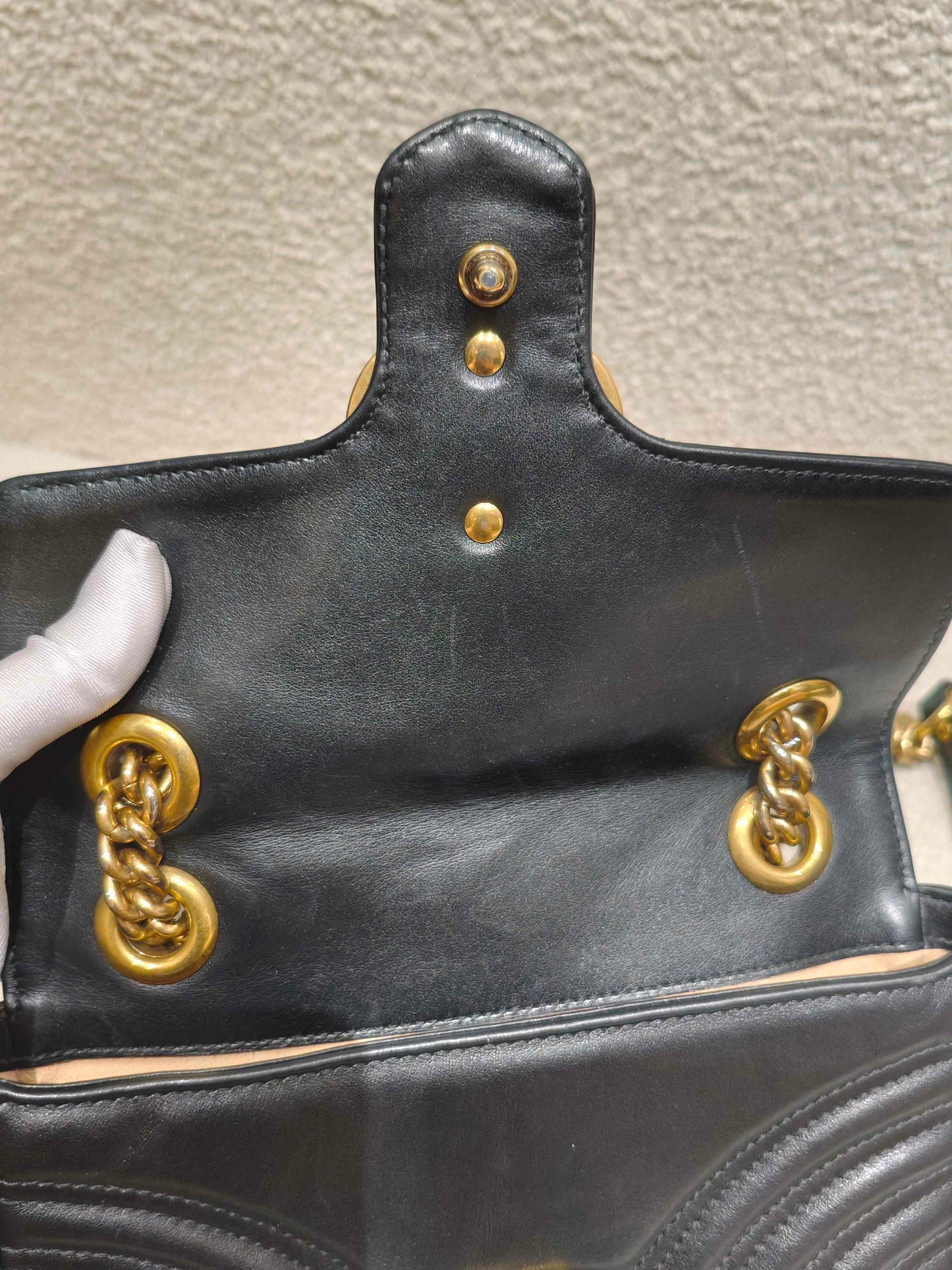 Gucci - GG Marmont Matelassé Shoulder Bag - Leather - Black - (Small)
