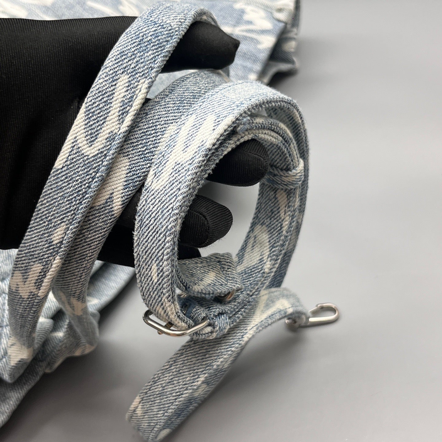 Balenciaga - All-Over Logo Denim Tote Bag - Denim - Light Blue - (Large)