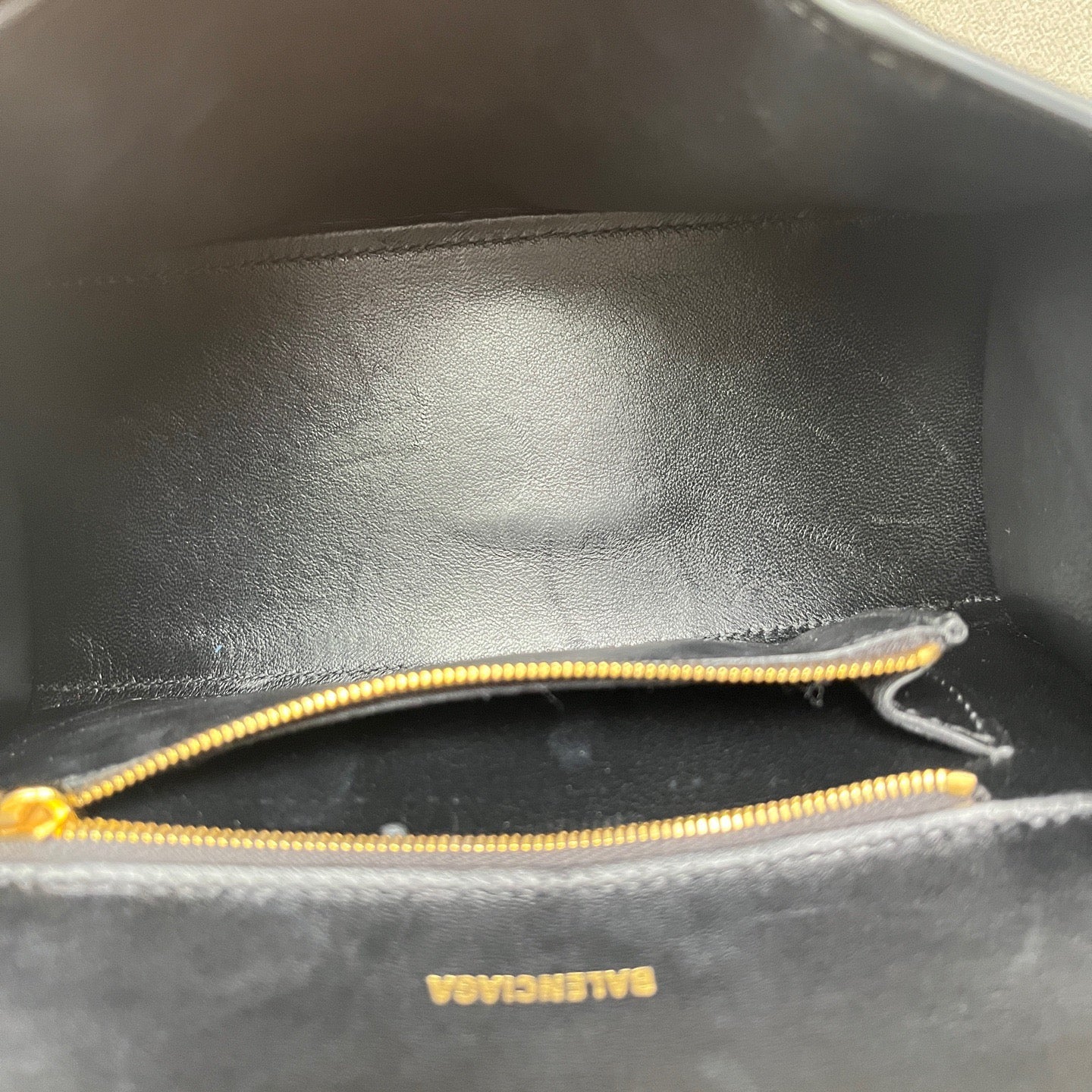 Balenciaga - Hourglass Small Top Handle Bag - Smooth leather - Black - (Small)