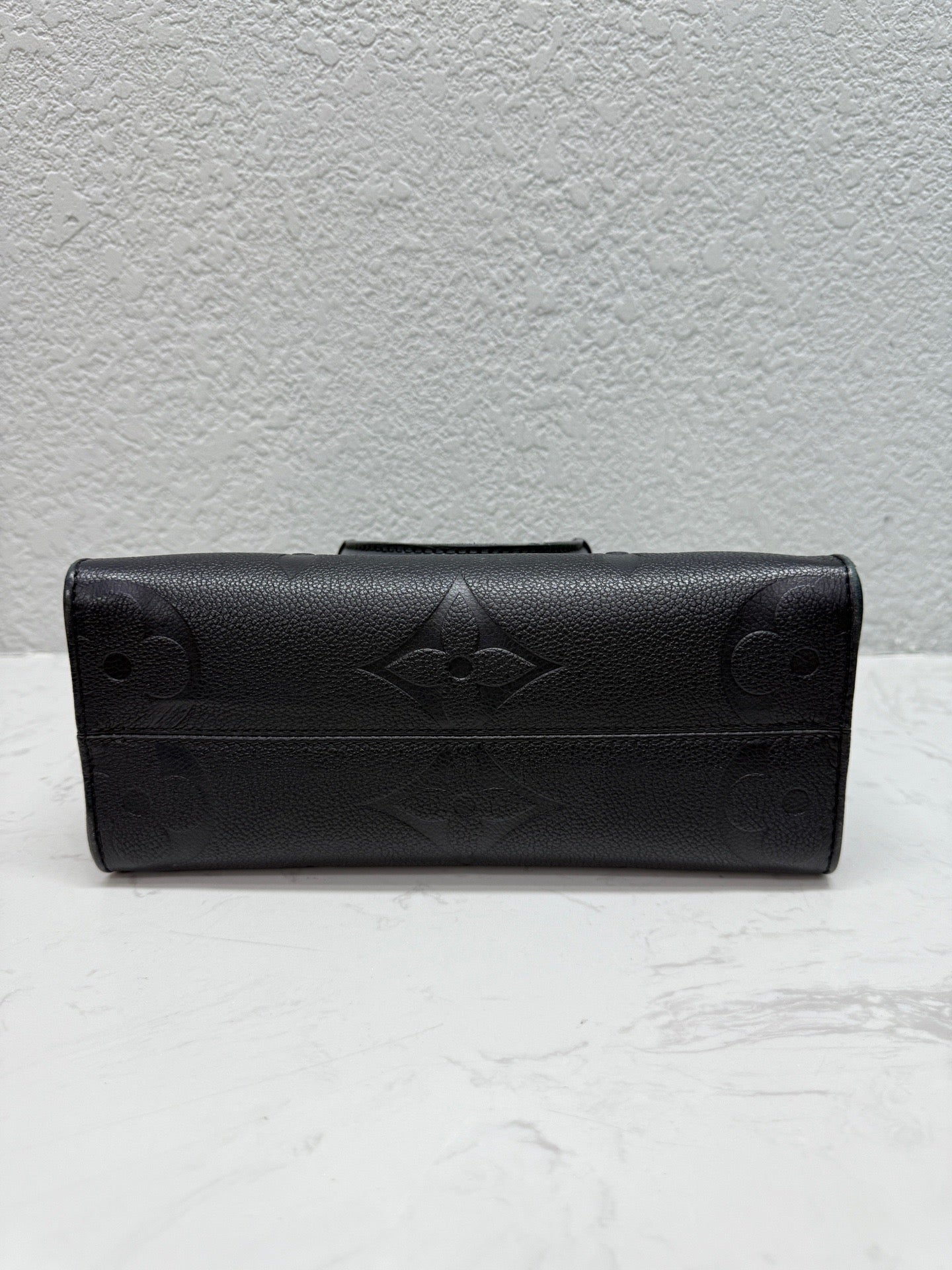 Louis Vuitton - OnTheGo PM - Monogram Empreinte Leather - Black - (Small)