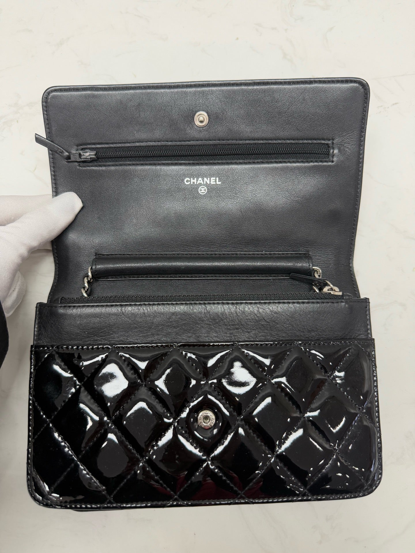 Chanel - Wallet On Chain (WOC) - Patent leather - Black - (mini)