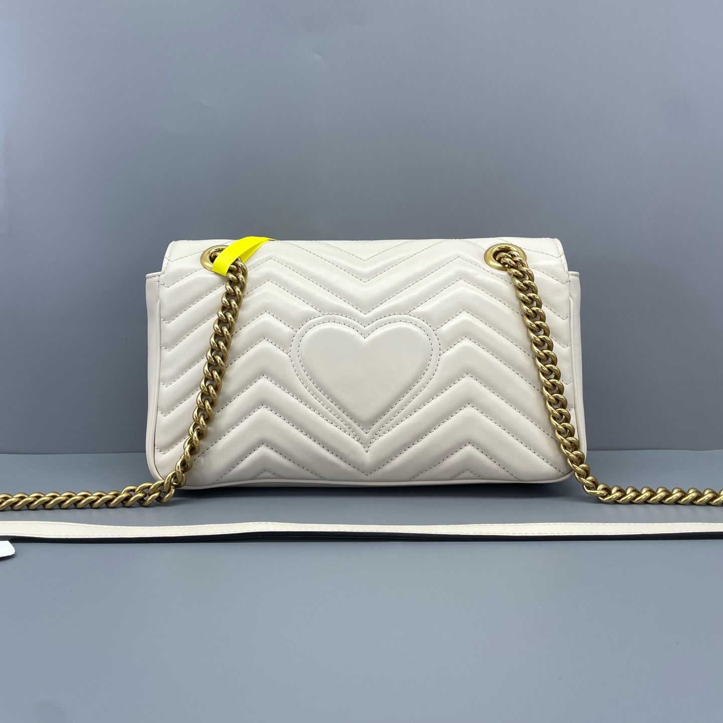 Gucci - GG Marmont Matelassé Shoulder Bag 26 - Leather - White - (medium)