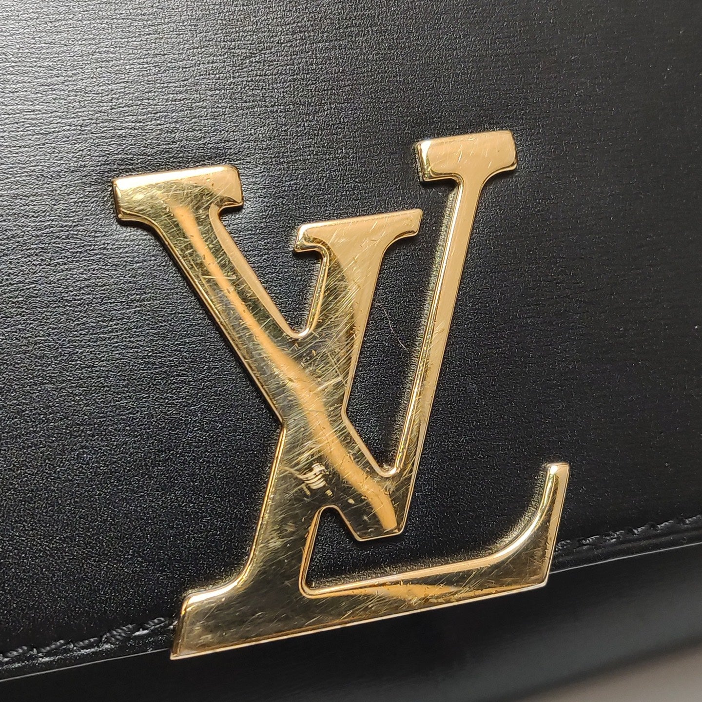 Louis Vuitton - Chain Louise - Smooth cowhide leather - Black - (Mini)