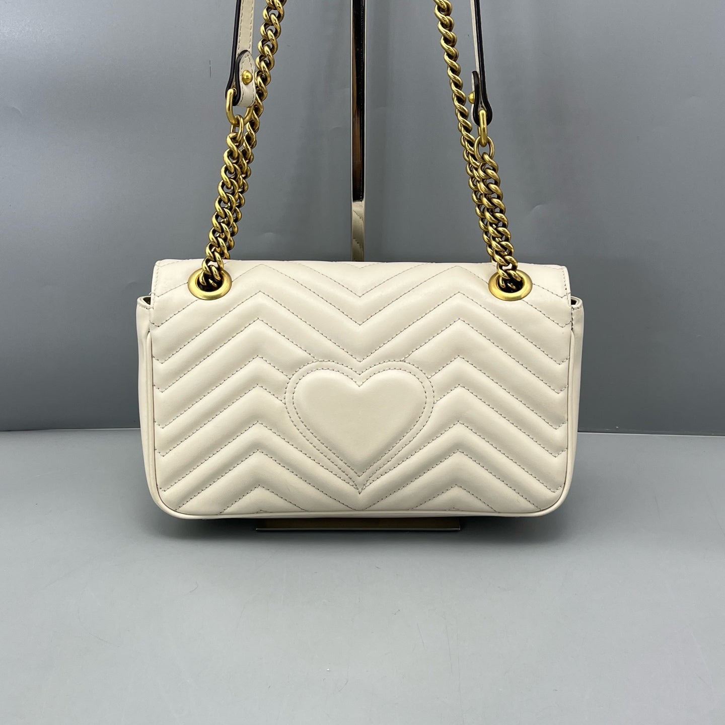 Gucci - GG Marmont Matelassé Shoulder Bag - Leather - White - (small)