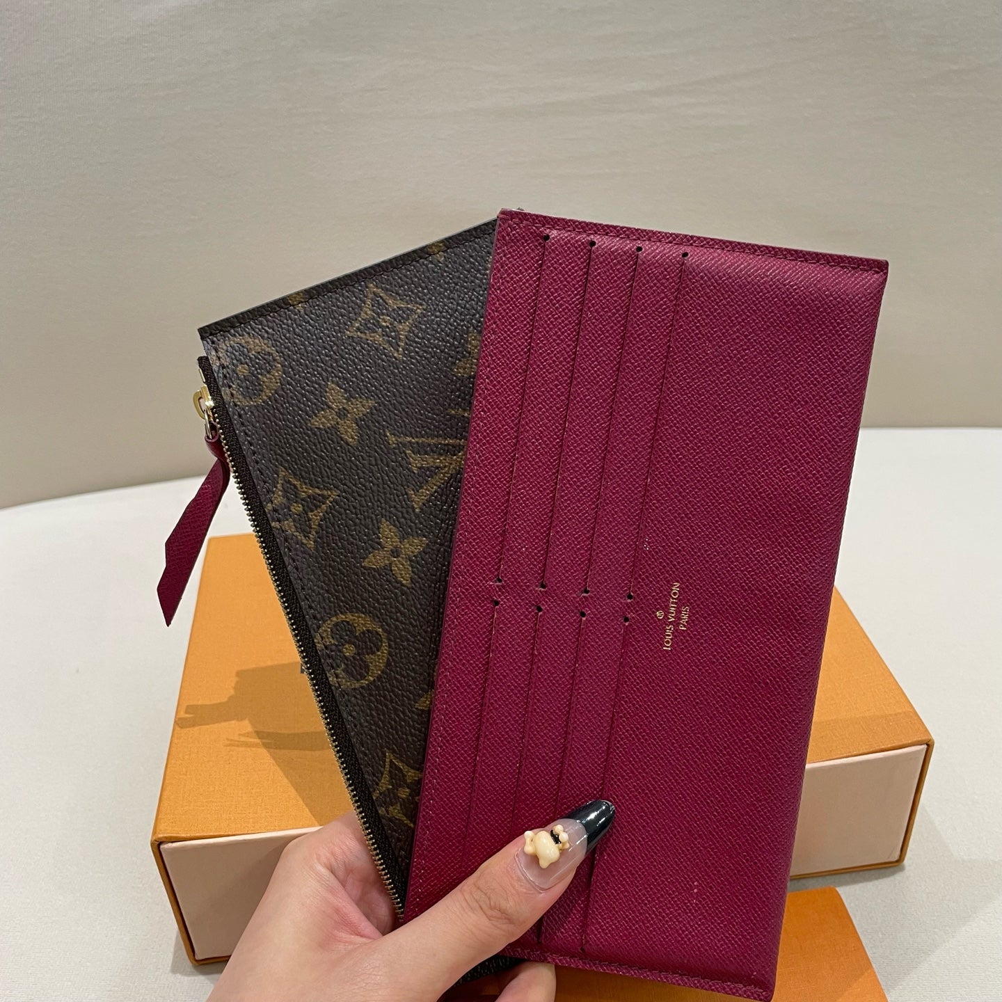 Louis Vuitton - Pochette Félicie - Monogram coated canvas with grained leather trim and interior - Brown - (mini)