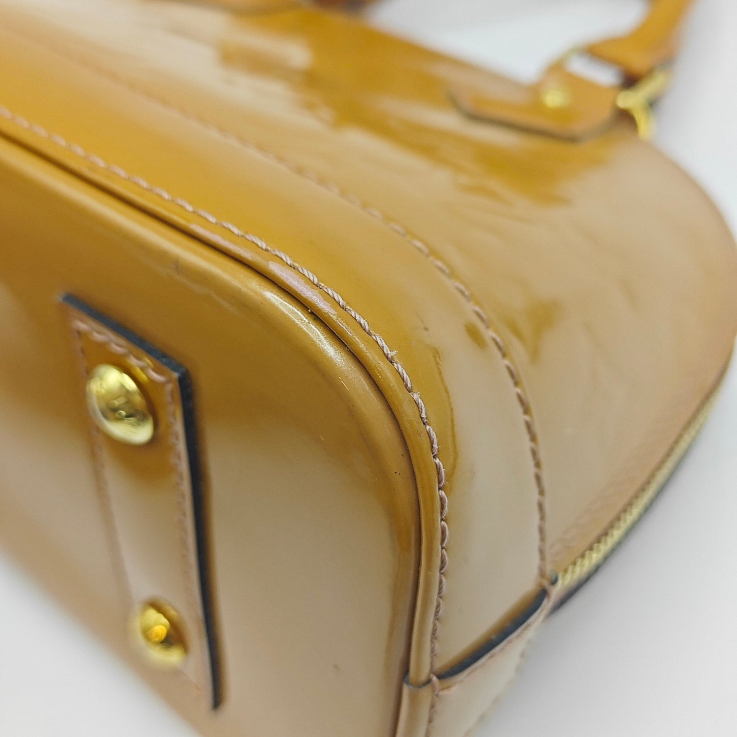 Louis Vuitton - Alma BB - Patent leather - Ginger Yellow - (mini)