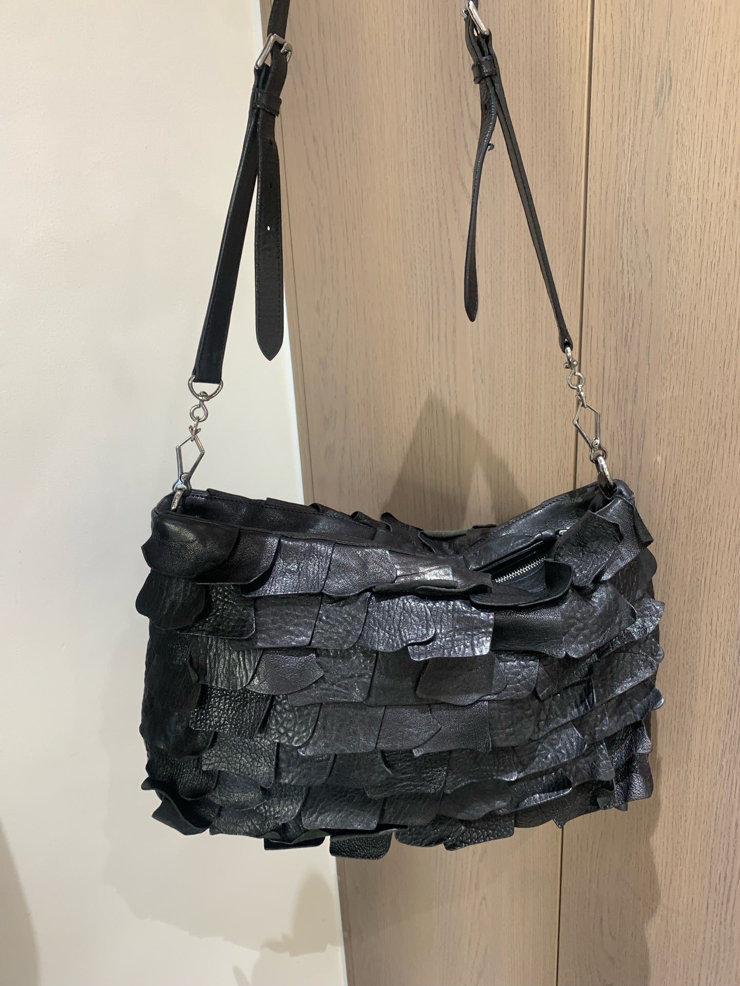 Miu Miu - Ruffled Leather Shoulder Bag - Leather - Black - (Medium)