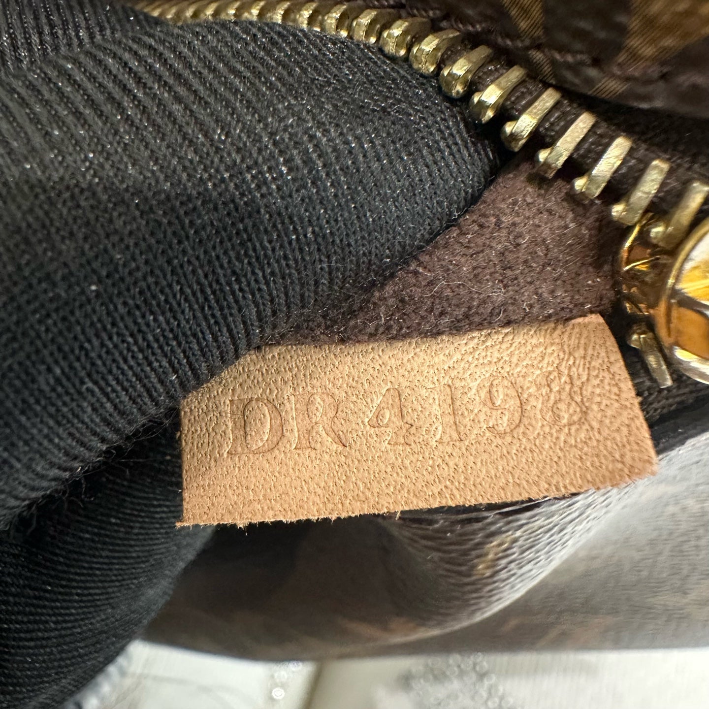 Louis Vuitton - Pochette Metis - Monogram coated canvas with natural cowhide leather trim - Brown - (Medium)