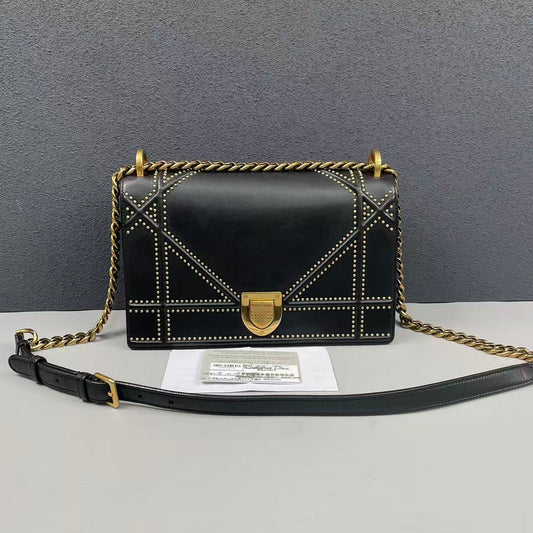 Dior - Diorama Shield Flap Bag - Leather - Black - (medium)