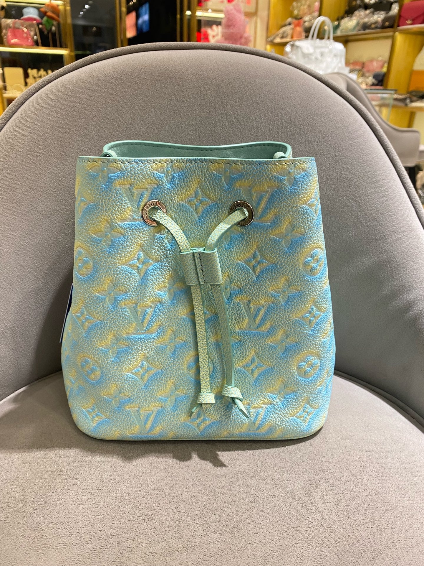Louis Vuitton - Neonoe BB - Leather - Multicolour - (mini)