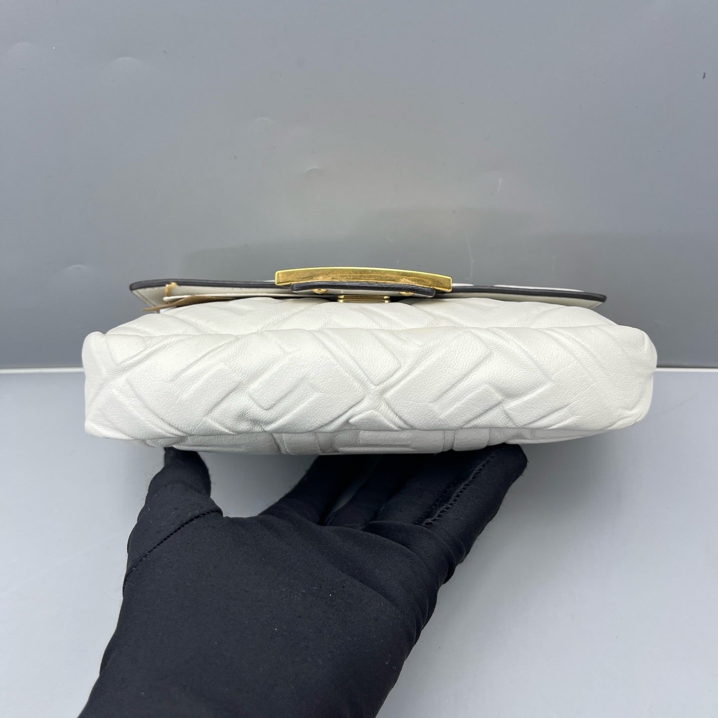 Fendi - Baguette Mini FF Embossed - Leather - White - (mini)