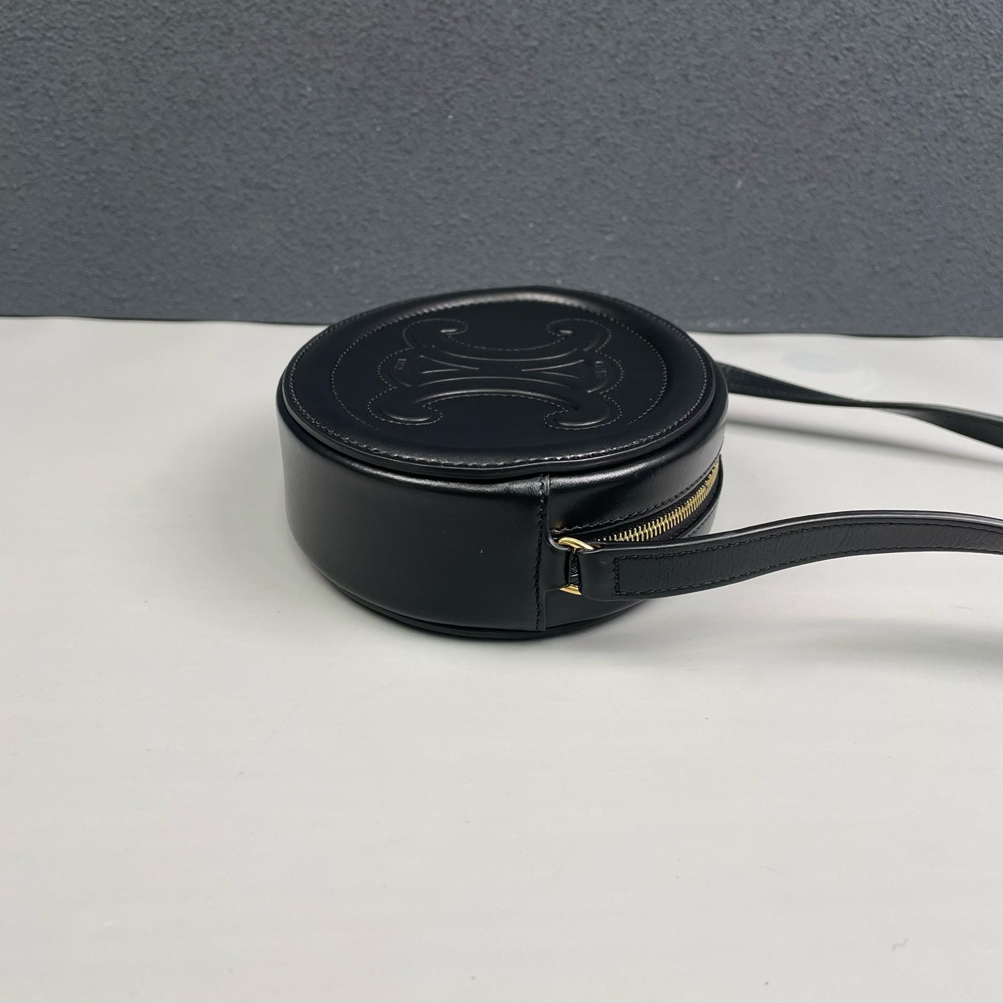 Celine - Triomphe Round Bag - Leather - Black - (mini)
