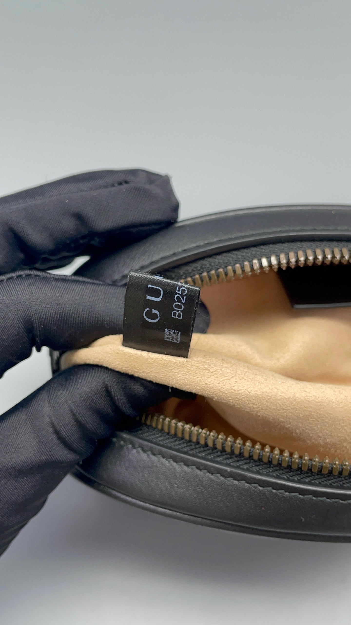 Gucci - Marmont Belt Bag - Matelassé leather - Black - (mini)