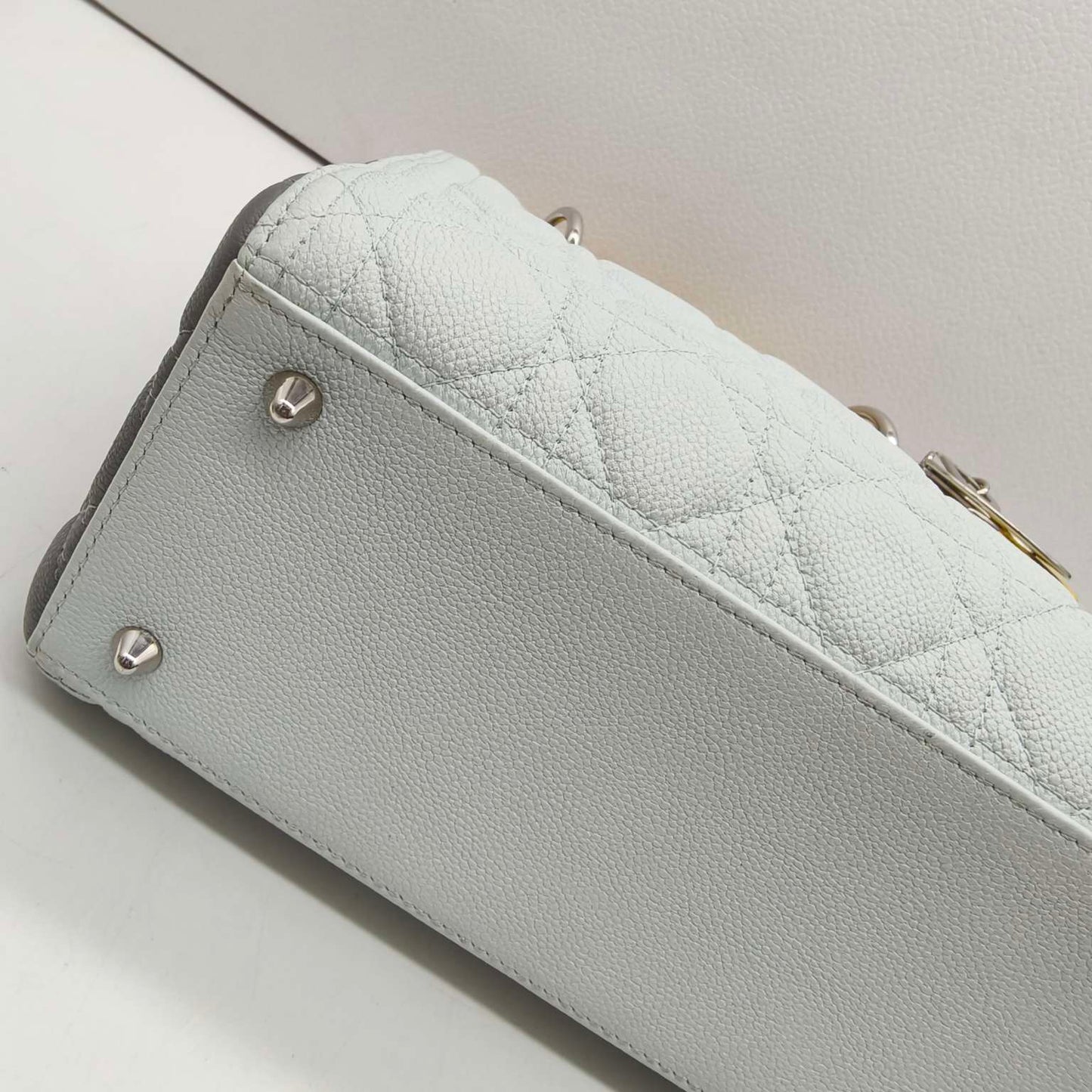 Dior - Lady Dior Medium (5-Grid) - Grained leather - Multicolour - (medium)