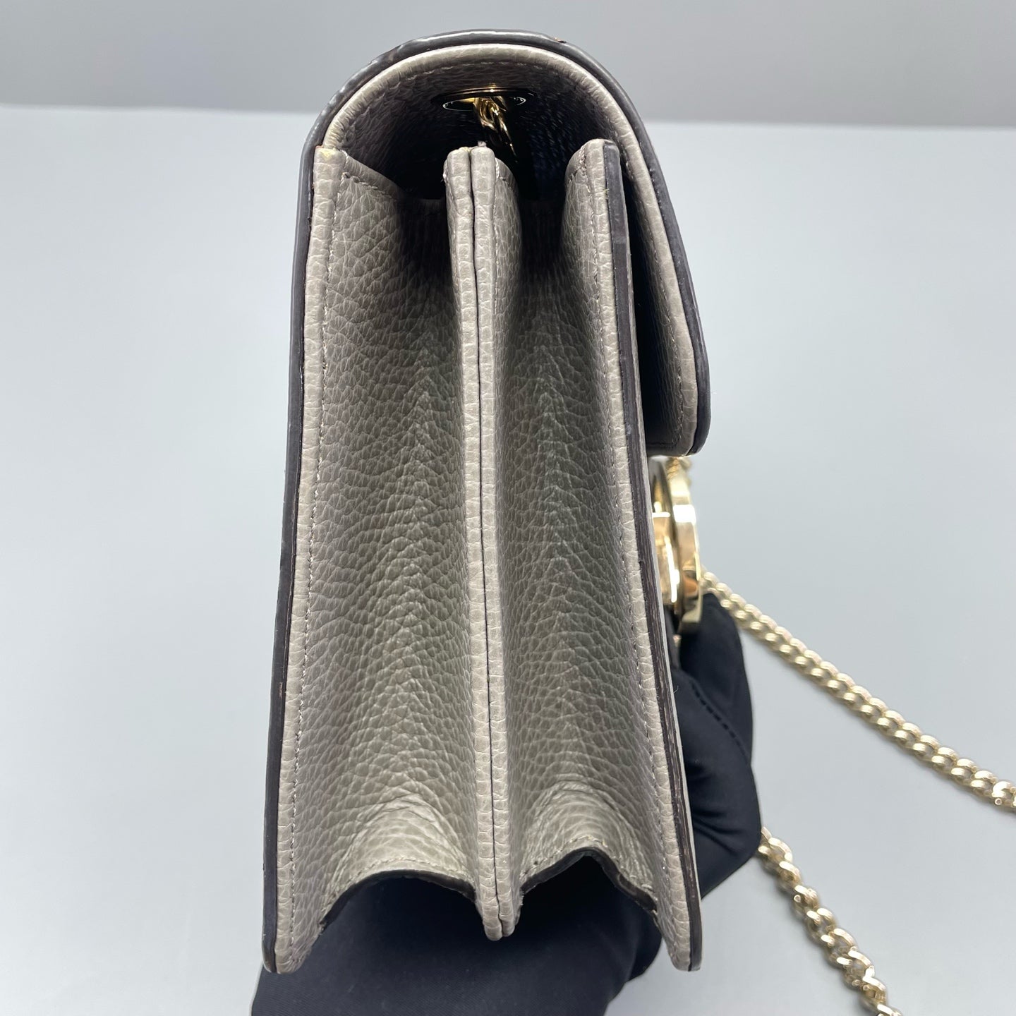 Gucci - Interlocking G Accordion Shoulder Bag - Grained leather - Grey with Gold-Tone Hardware - (small)