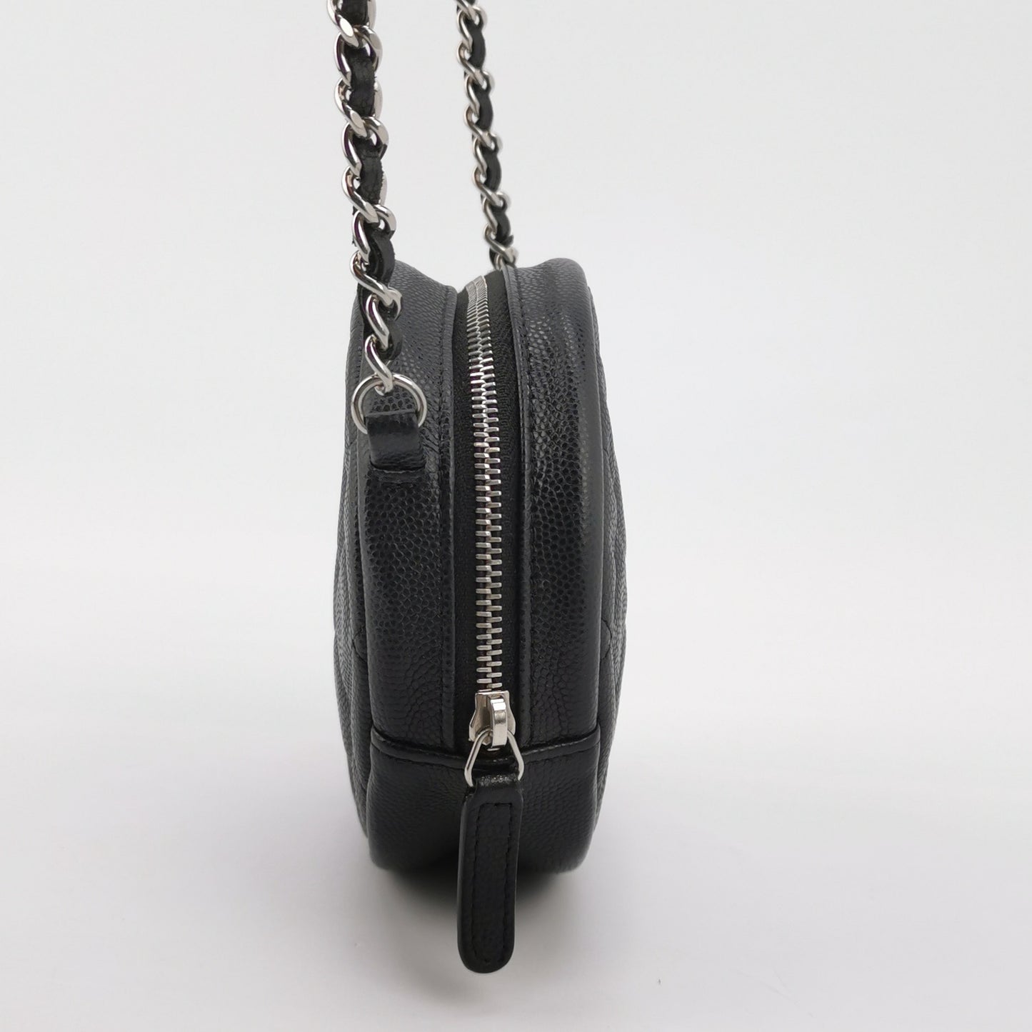 Chanel - 19 Round Mini Bag - Grained calfskin leather - Black - (mini)