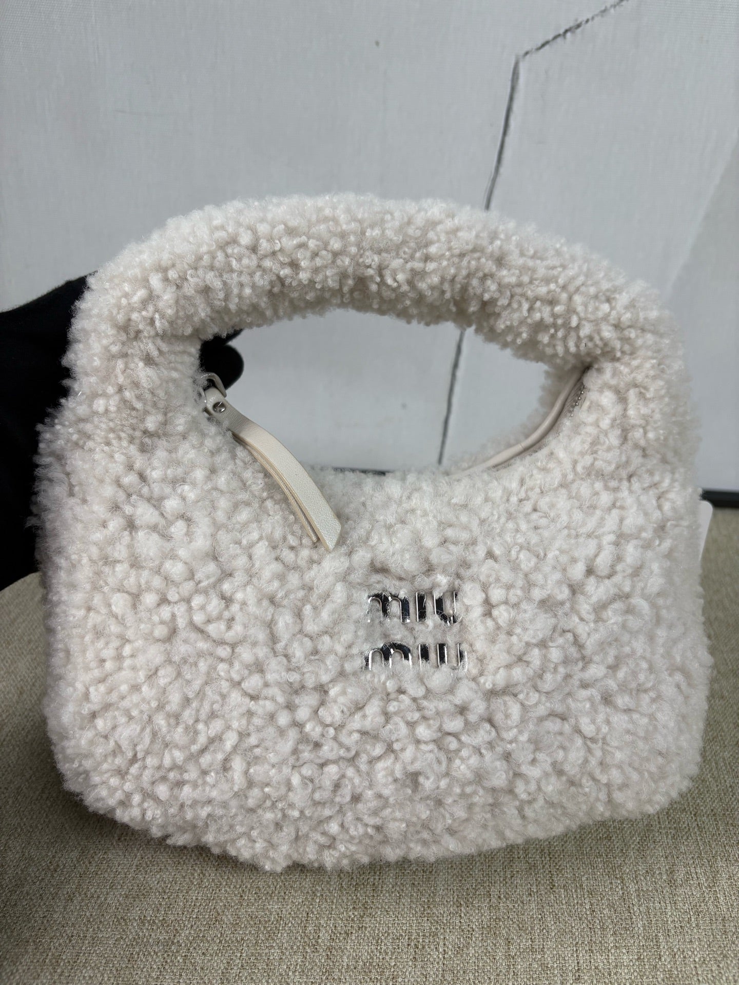 Miu Miu - Wander Hobo - Sheep fur - White - (mini)