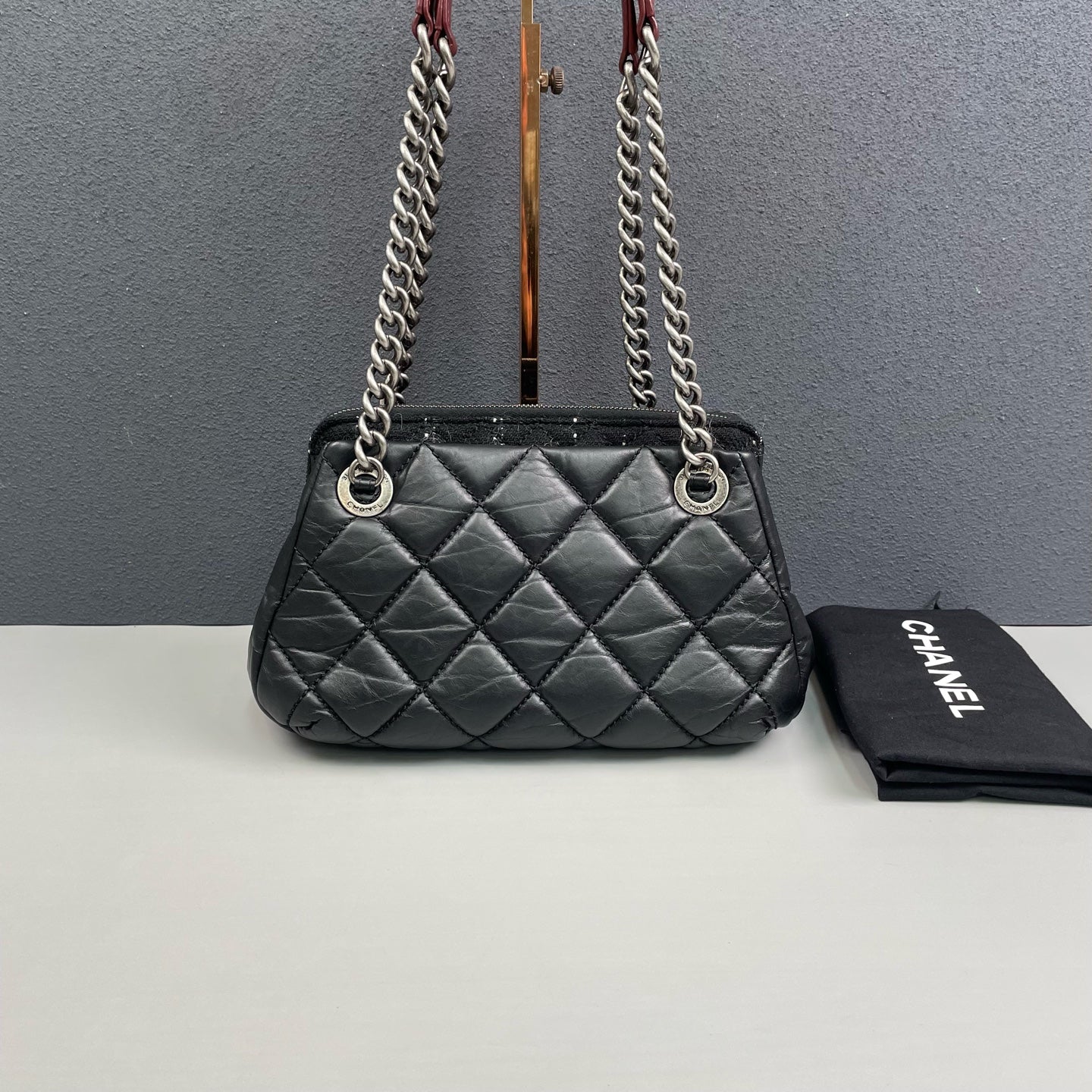 Chanel - Paris-Bombay Bowling Chain Bag - Quilted lambskin leather and tweed - Black with silver-tone hardware and burgundy accents - (Medium)