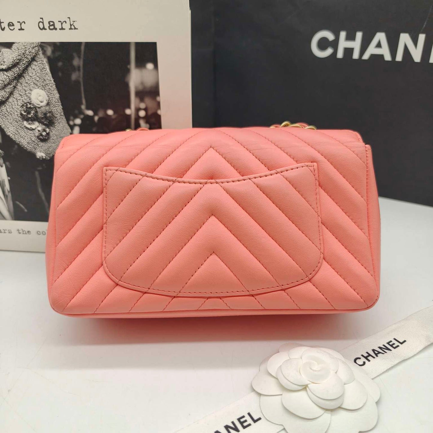 Chanel - Classic Flap (Chevron Mini) - Lambskin leather - Pink - (small)