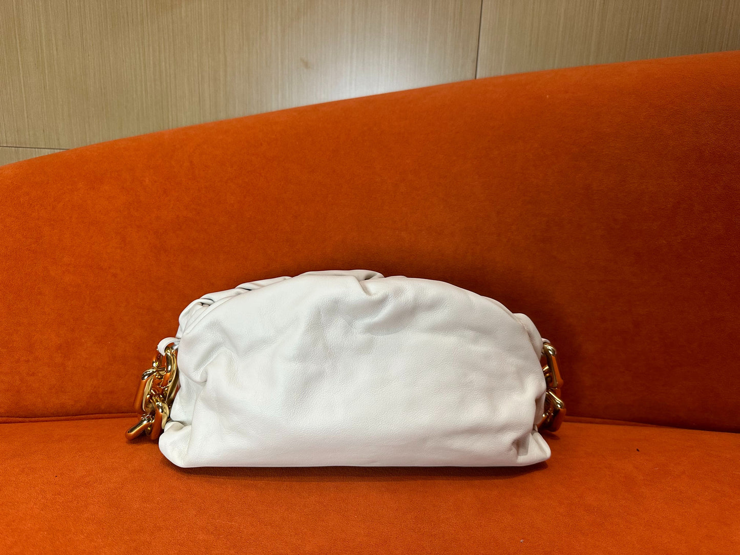 Bottega Veneta - The Chain Pouch - Leather - White - (medium)