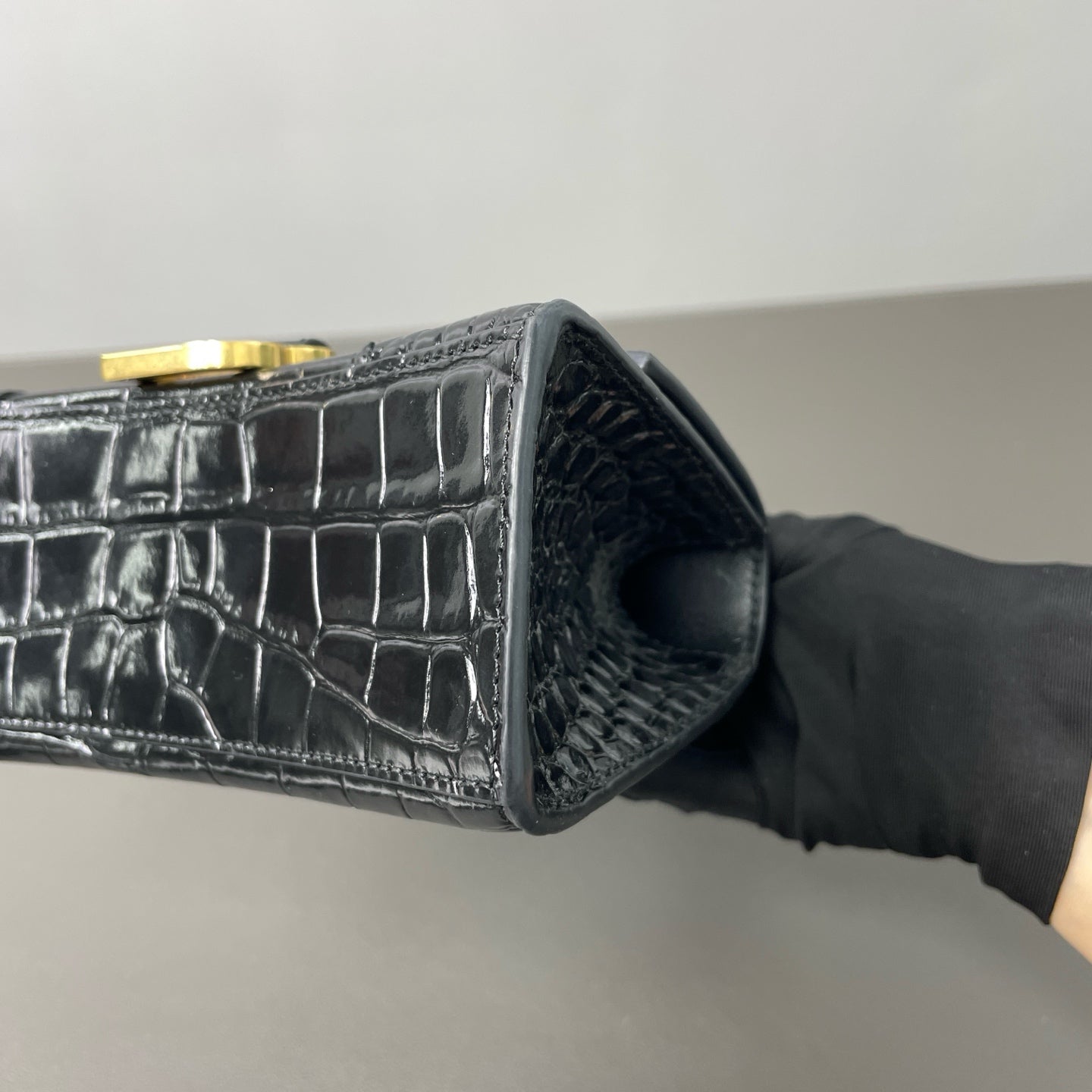 Balenciaga - Hourglass XS Bag - Calfskin leather with crocodile embossing - Black - (mini)