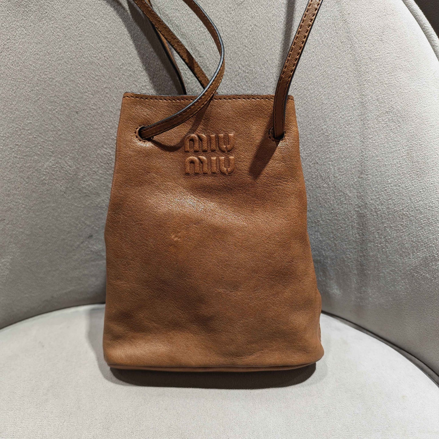 Miu Miu - Lambskin Bucket Bag - Lambskin leather - Brown - (mini)